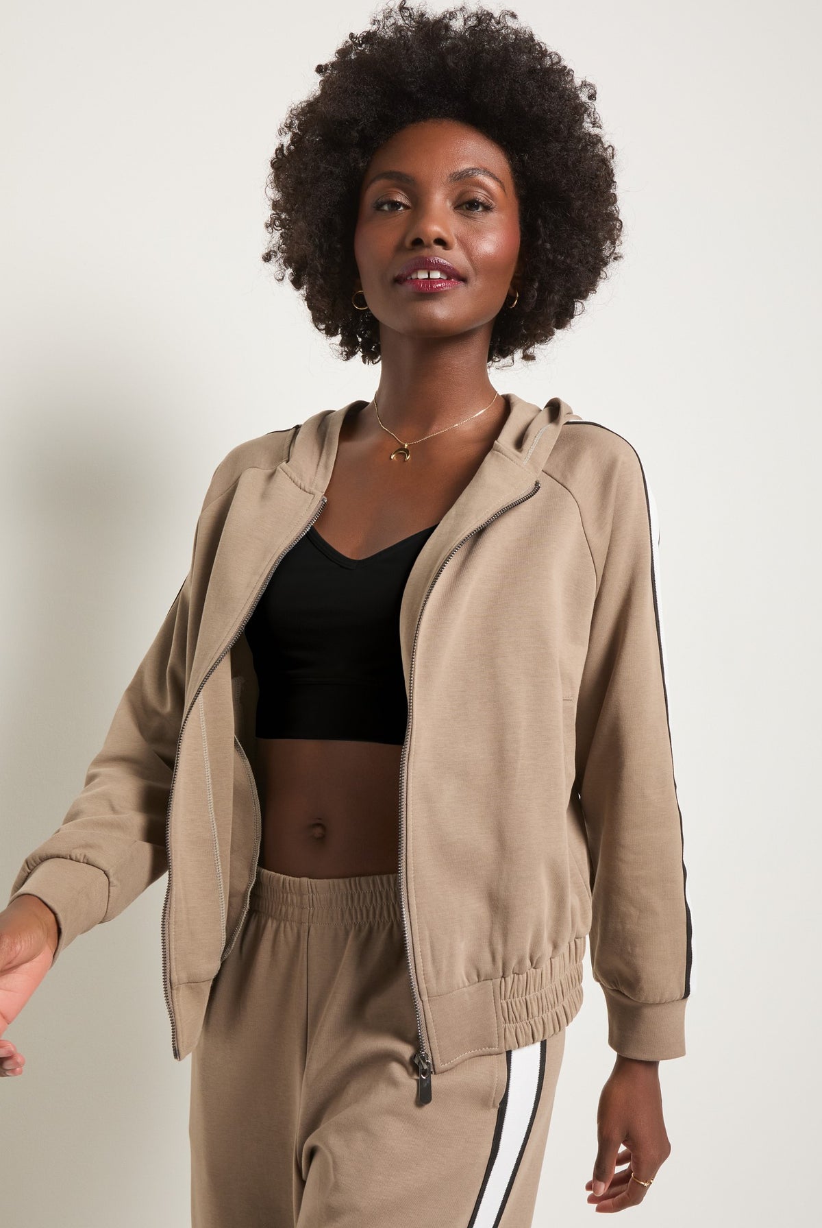 Sand Stone $|& Interval Warm Up Hooded Jacket - SOF Front