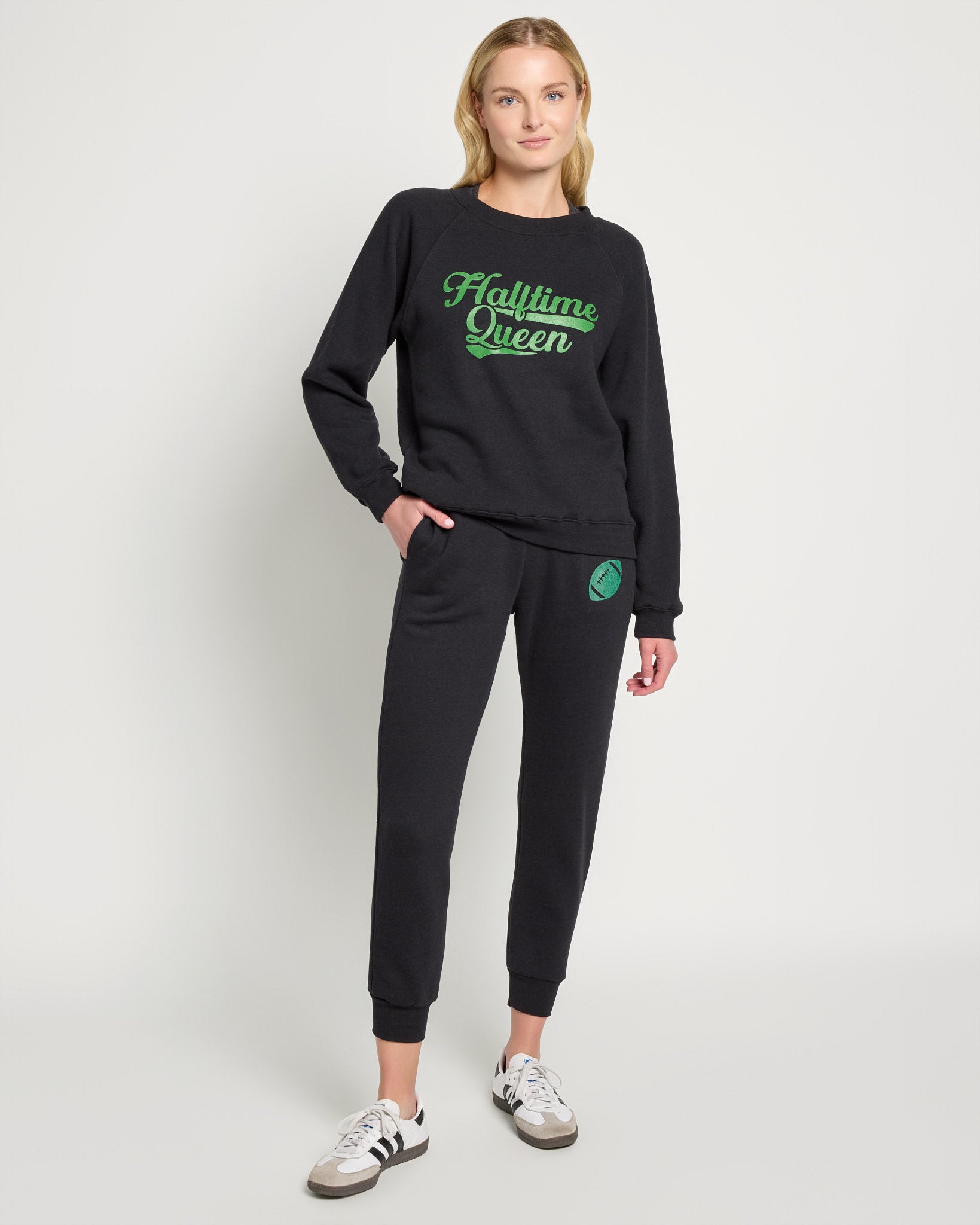 Black $|& Interval Reset Raglan Sweatshirt Halftime Queen - UGC On Fig