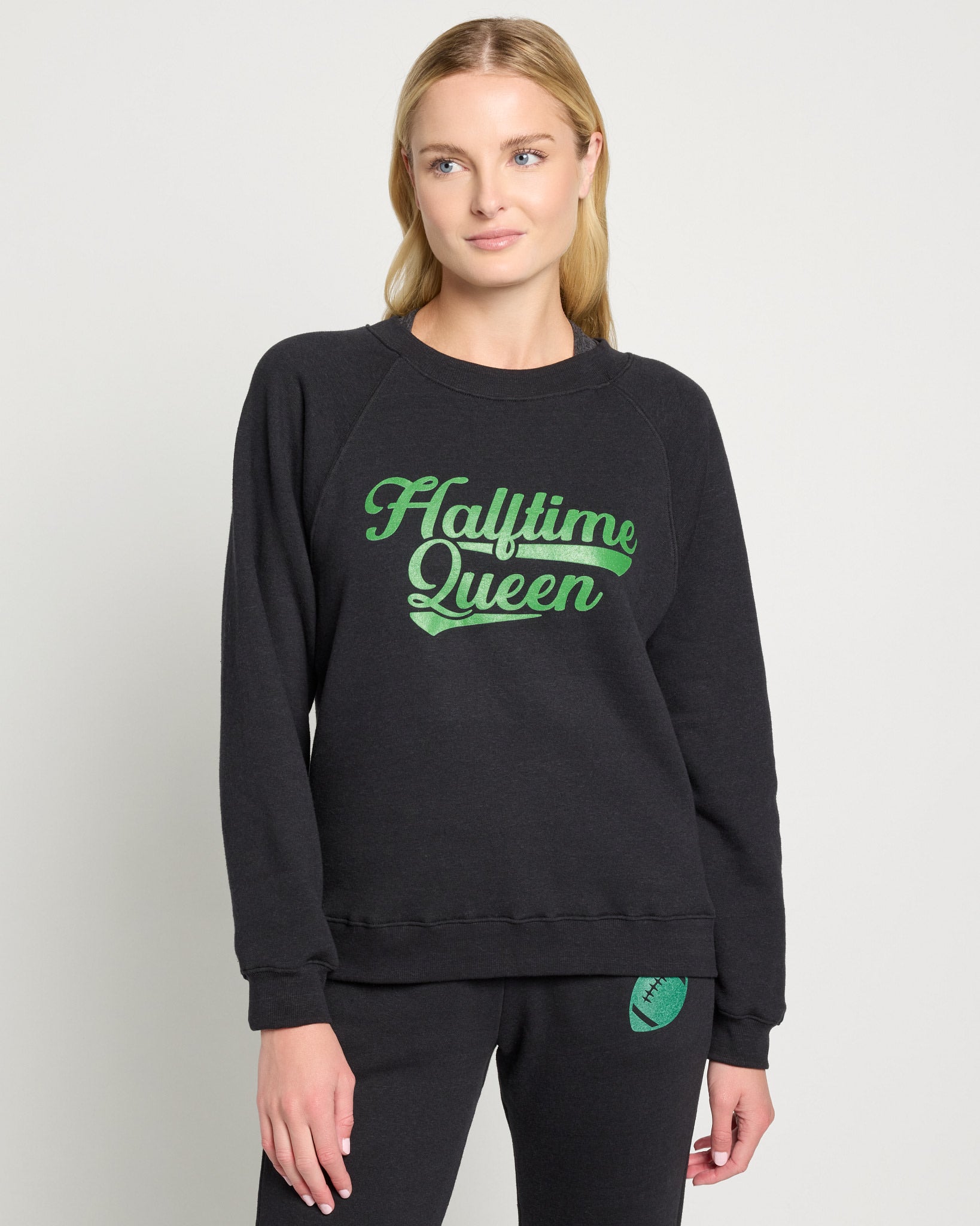 Black $|& Interval Reset Raglan Sweatshirt Halftime Queen - SOF Front