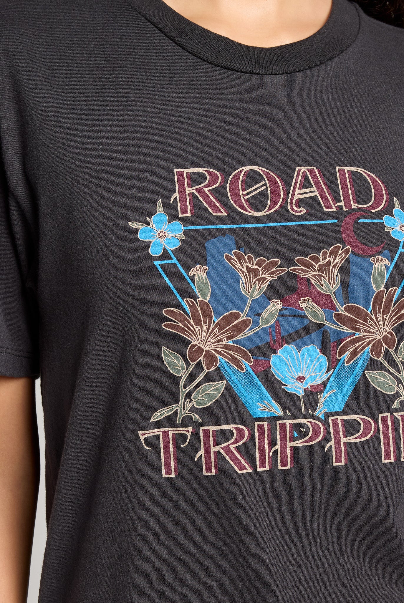 Faded Black $|& Herizon Road Trippin Easy Day Tee - SOF Full Front