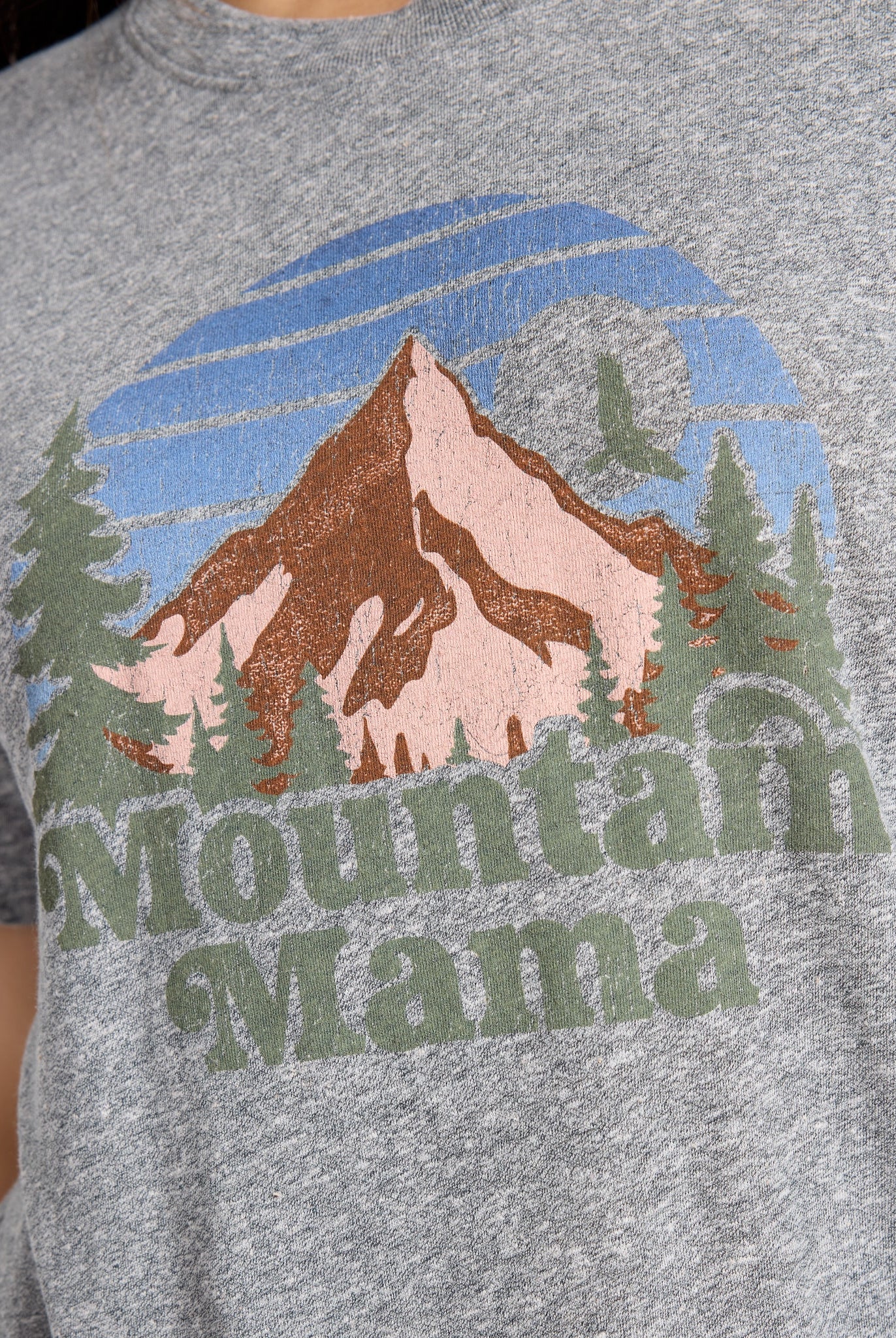 Heather Grey $|& Herizon Mountain Mama Easy Day Tee - SOF Full Front
