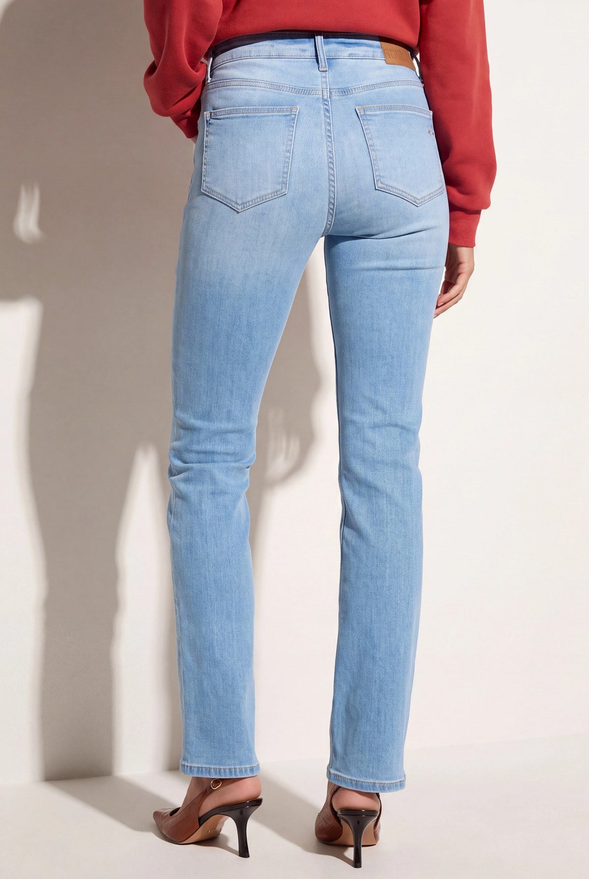 Lakeside $|& Herizon Avril High Rise Slim Bootcut Jeans - SOF Side