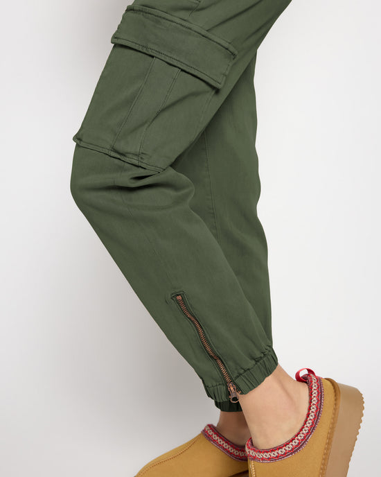 Olive Branch Green $|& Herizon Niki Cargo Pant - SOF Full Front