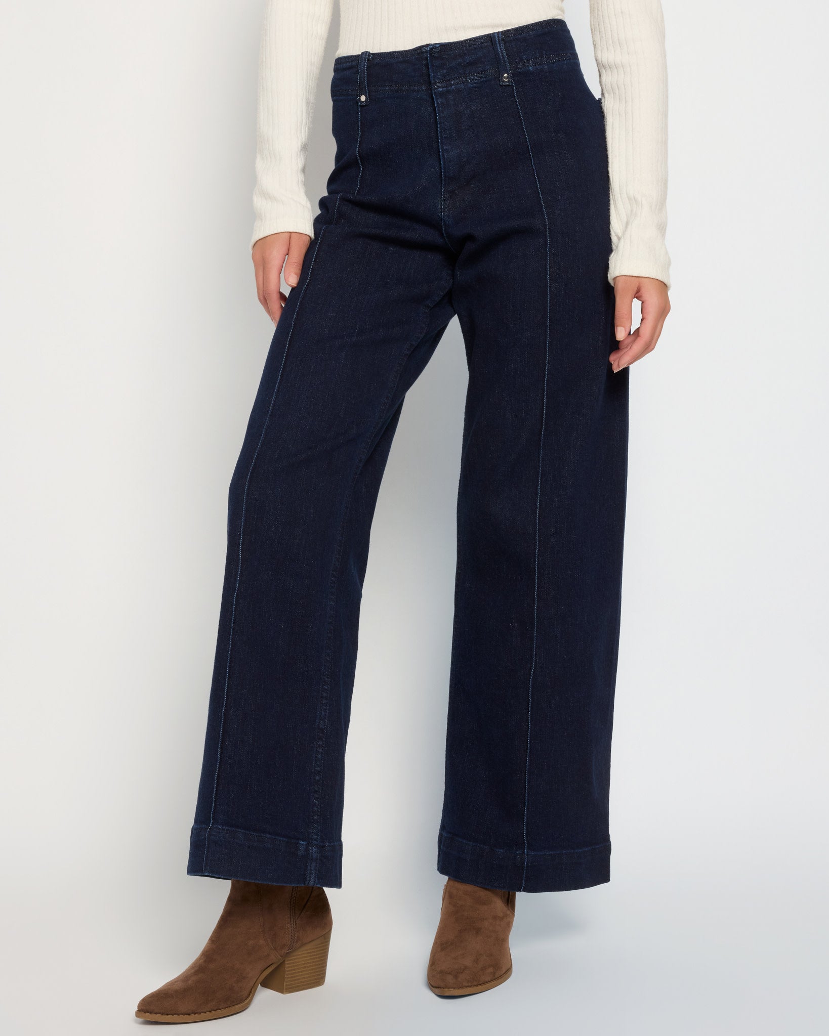 Low Tide $|& SEAS Pismo Wide Leg Jean - SOF Front