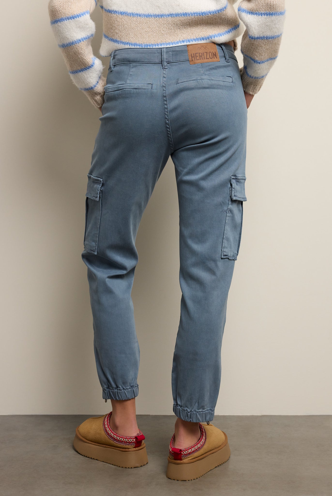 Slate $|& Herizon Niki Cargo Pant - SOF Back