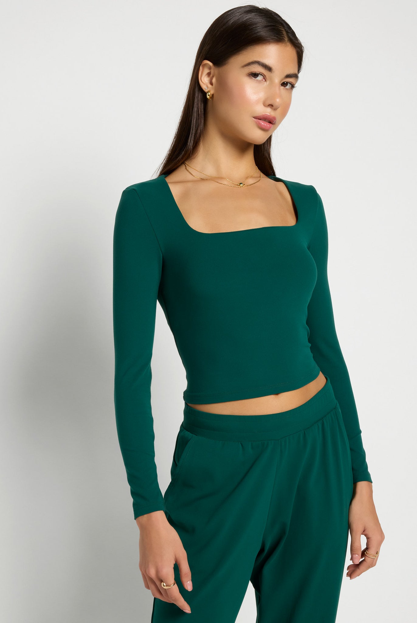 Forest Green $|& Interval CloudLight Tempo Long Crop Top - SOF Front