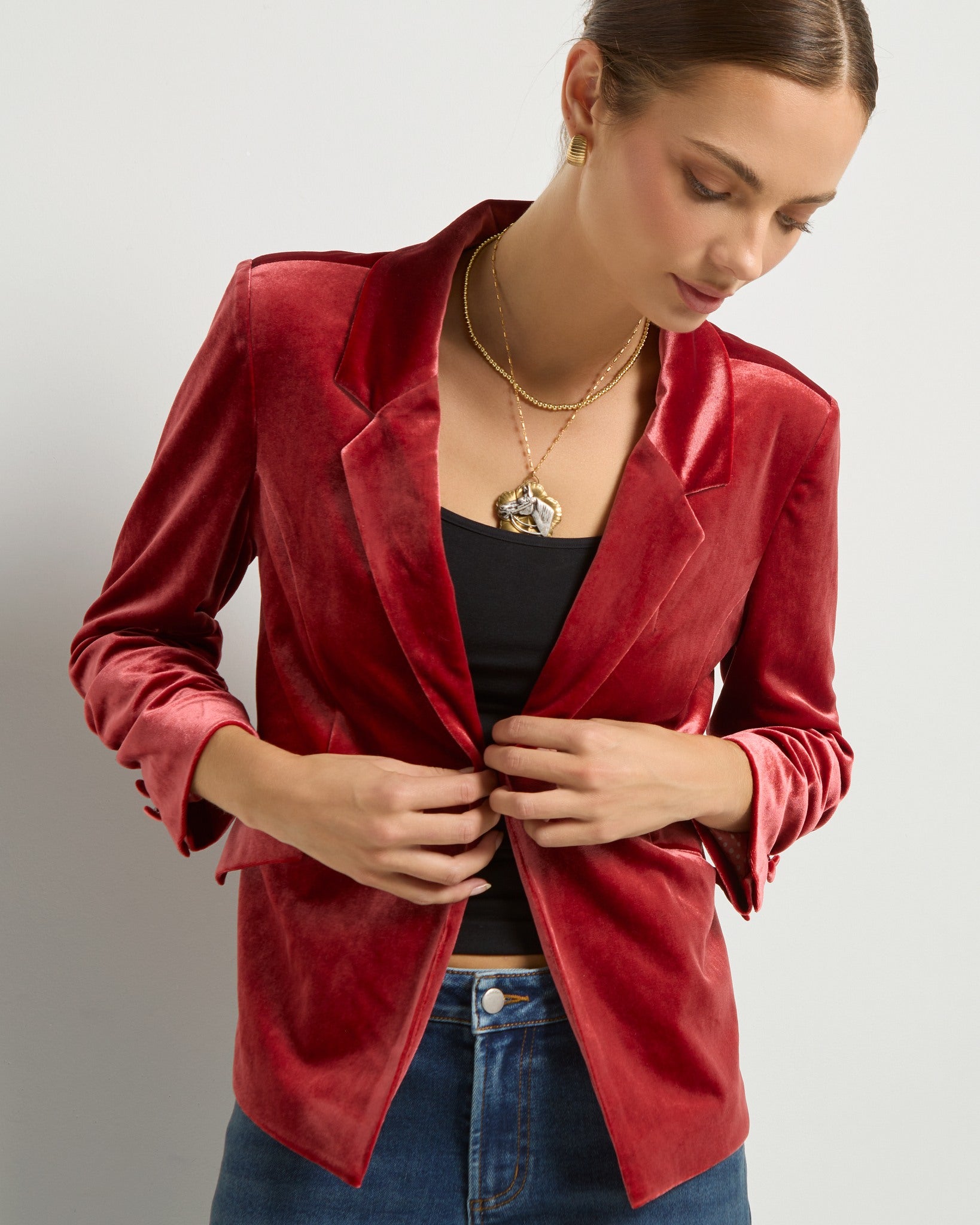Maple $|& SEAS Aries Ruched Sleeve Blazer - VOF Side