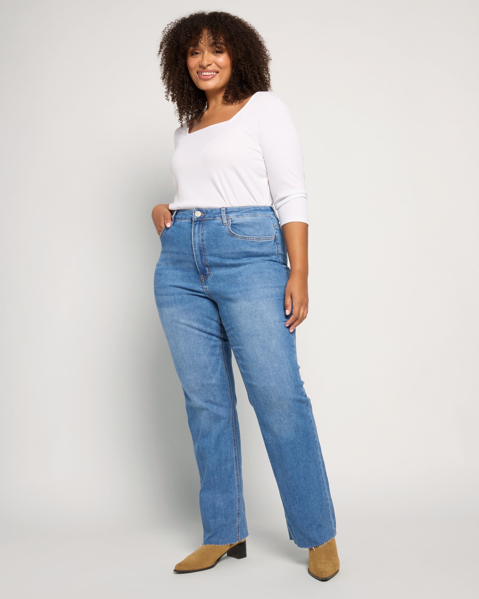 Medium Wash $|& Lovervet 90's Dad Jeans - UGC On Fig