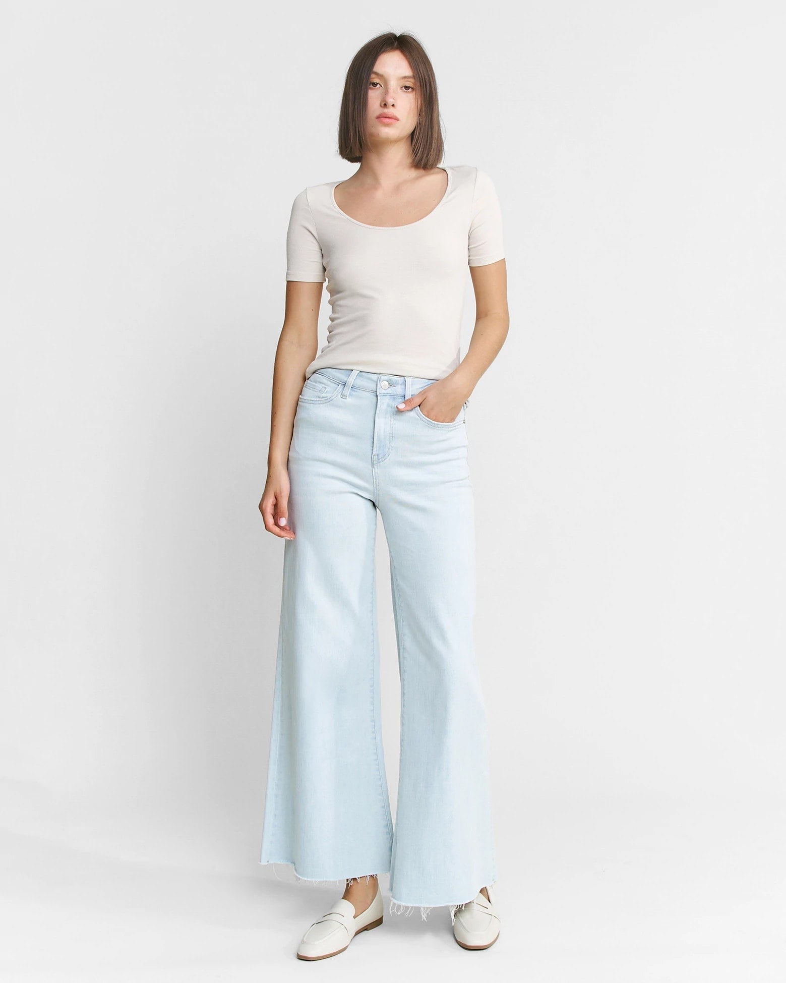 Light Slate $|& Mica Denim Super High Rise Super Wide Leg Jeans - VOF Detail
