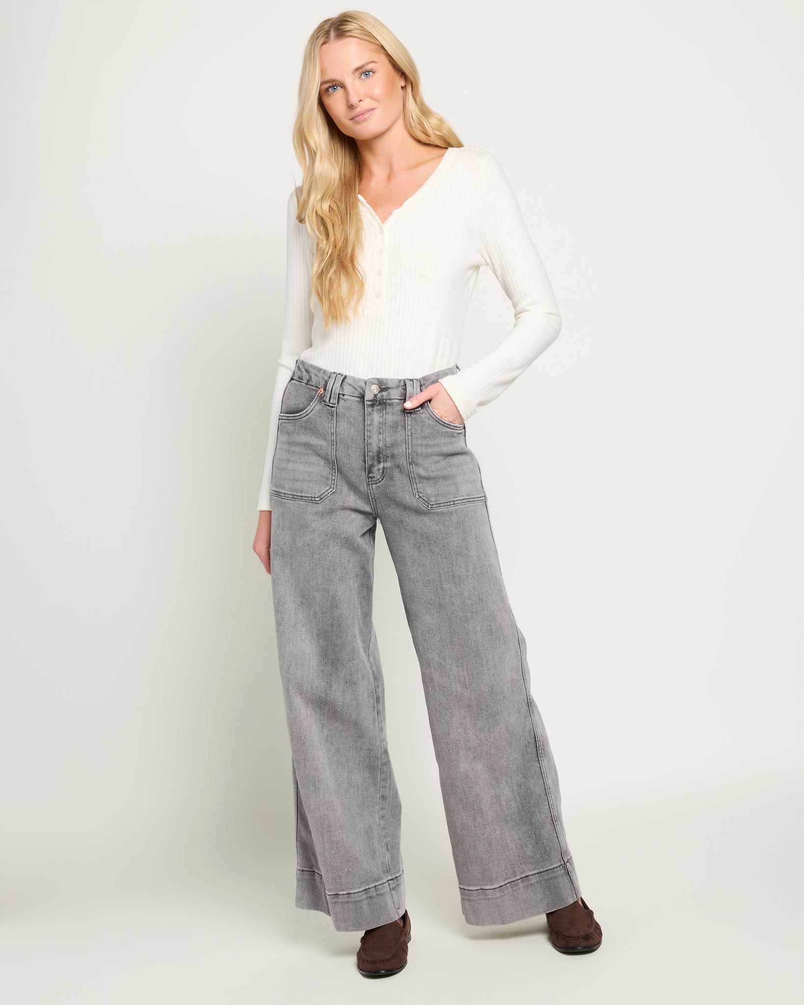 Light Grey Wash $|& Artemis Vintage High Rise Wide Leg Jeans - UGC On Fig