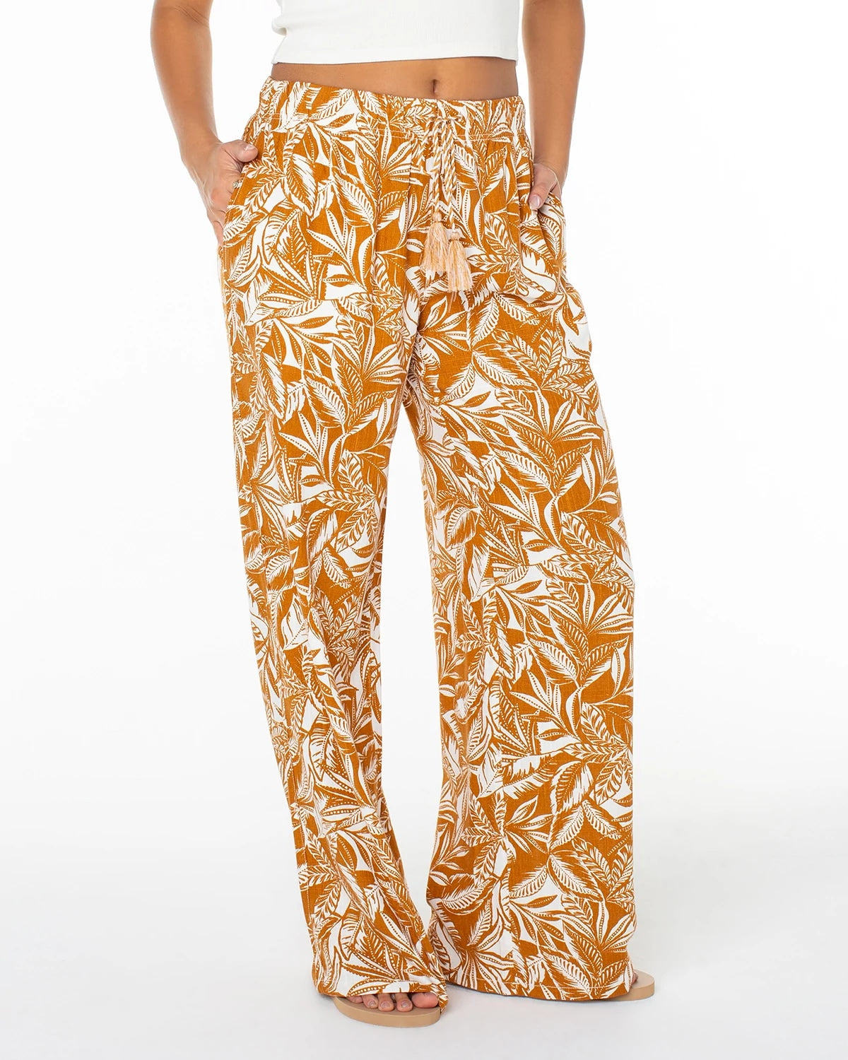 Cathay Spice Escapade Palms $|& Roxy Hana Linen-Blend Pant - Hanger Front