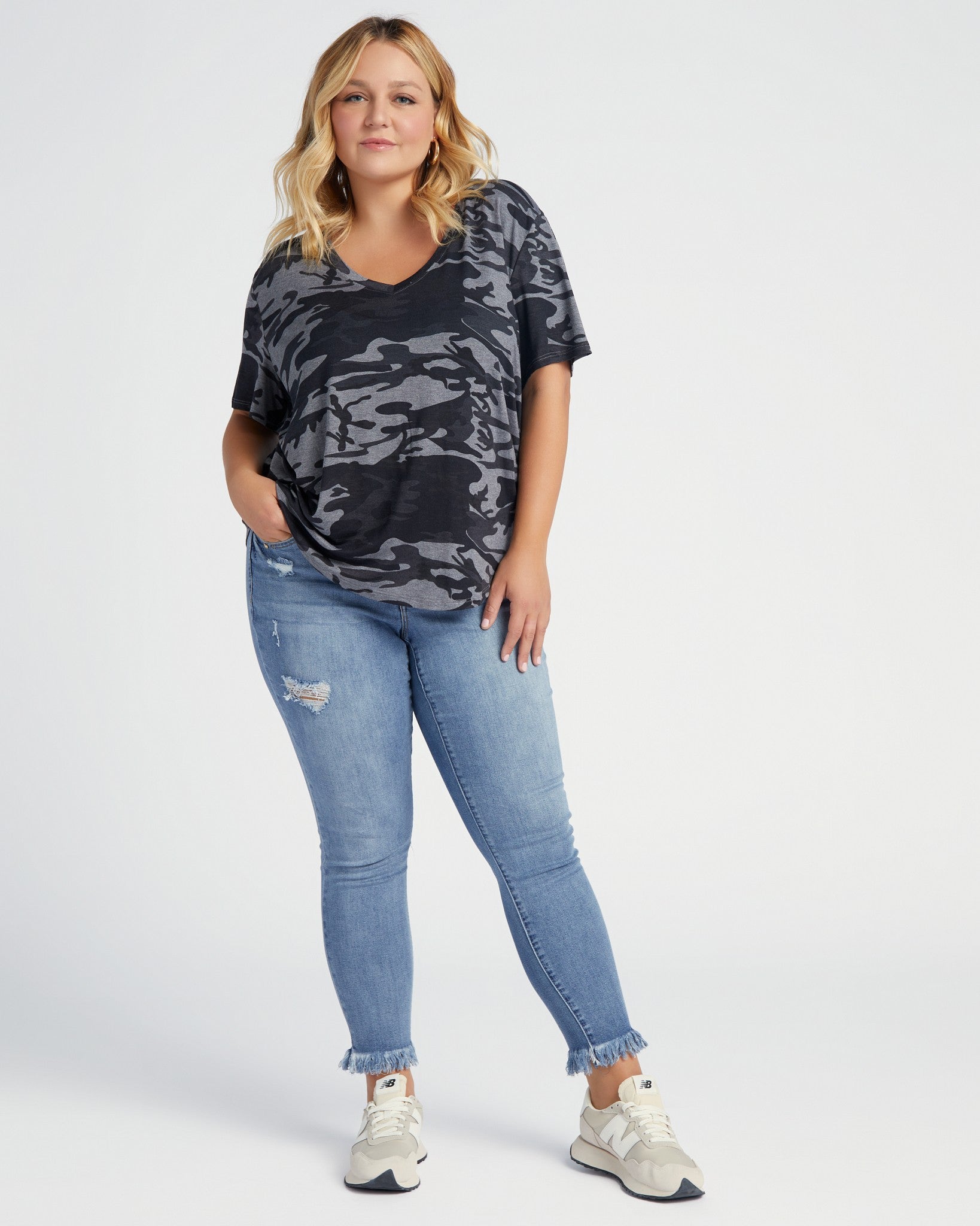 Grey/Black Camo $|& Herizon Escape V-Neck Camo Tee - UGC On Fig