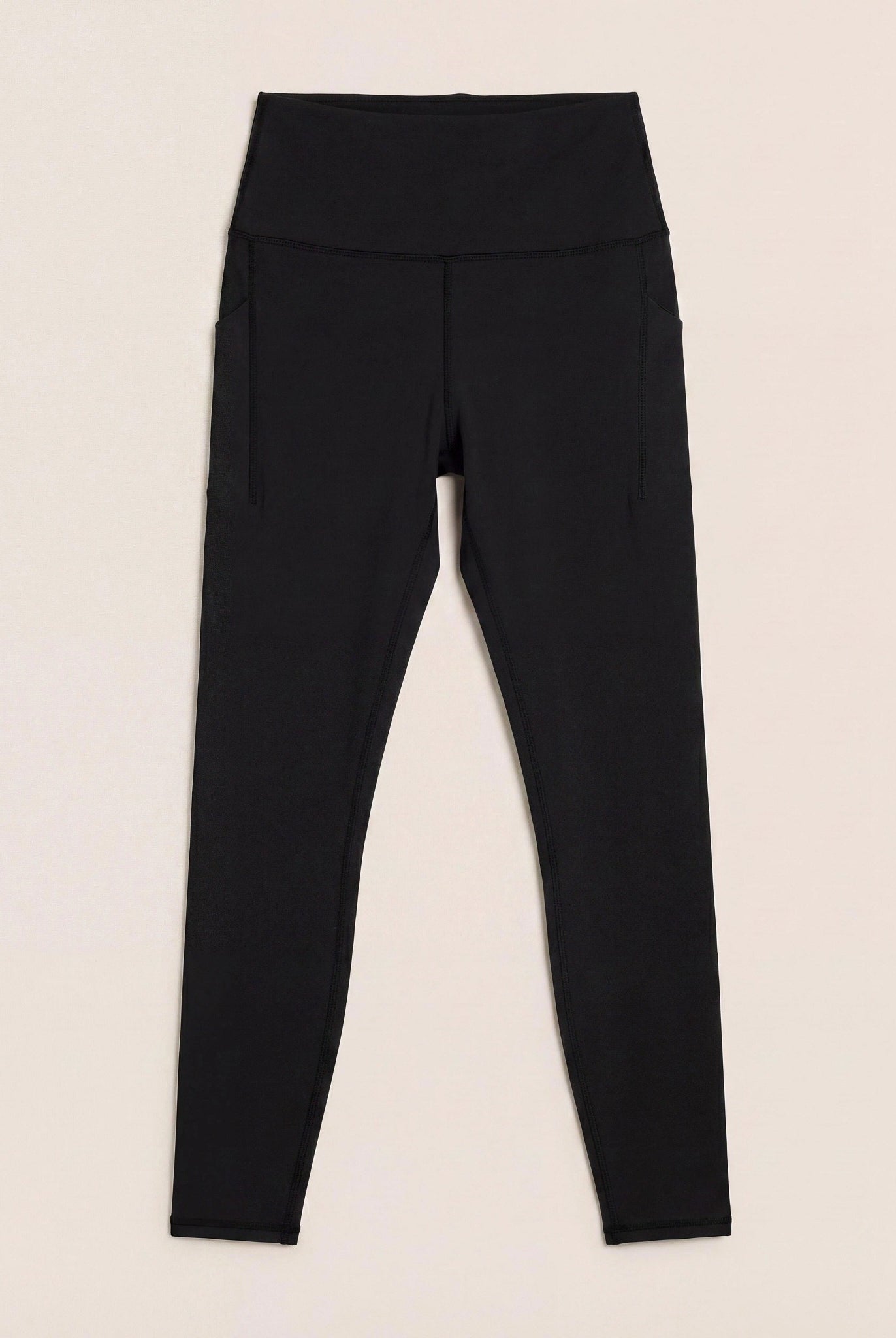 Black $|& Interval CloudLight Pose Pocket Legging - Hanger Detail