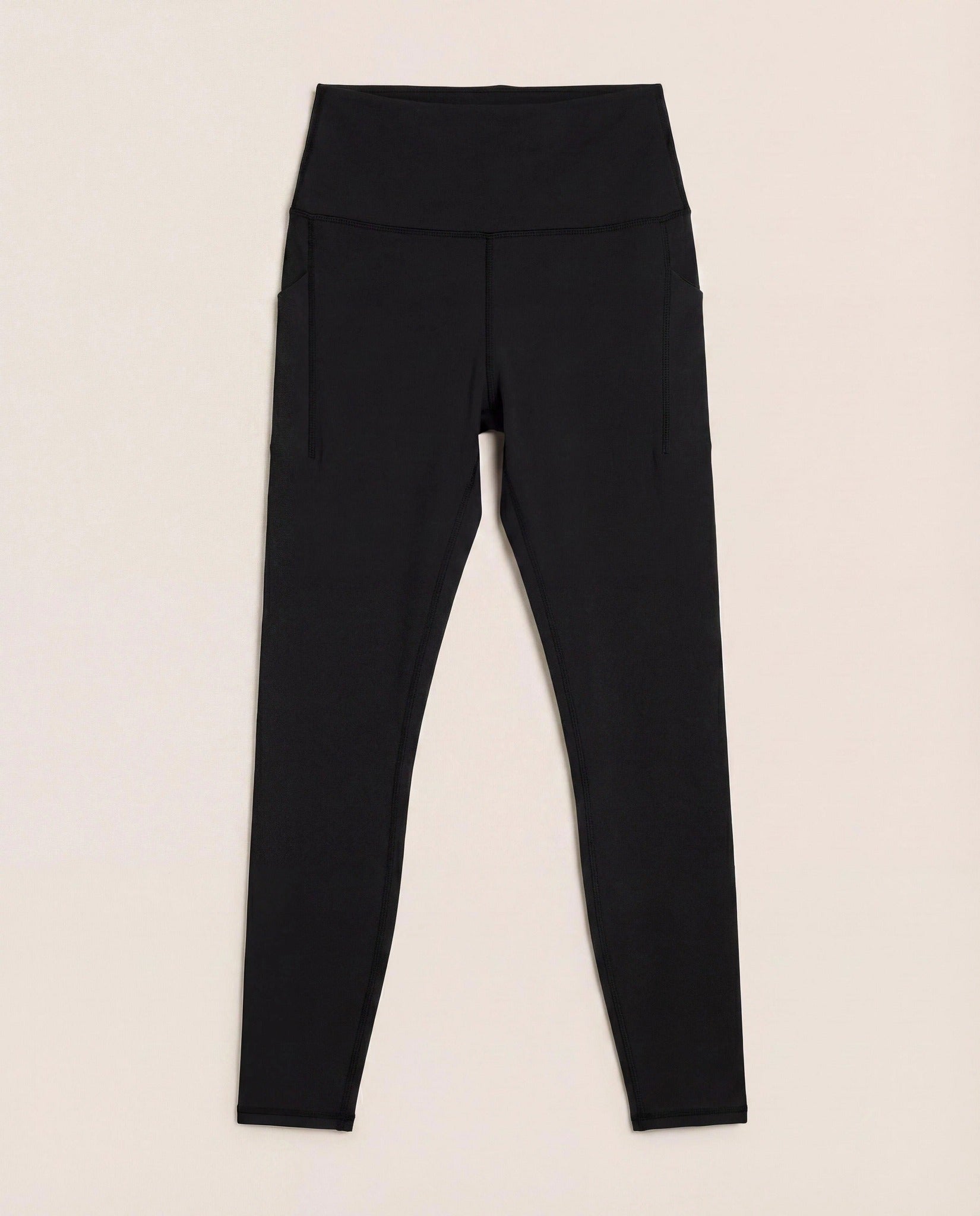 Black $|& Interval CloudLight Pose Pocket Legging - Hanger Detail