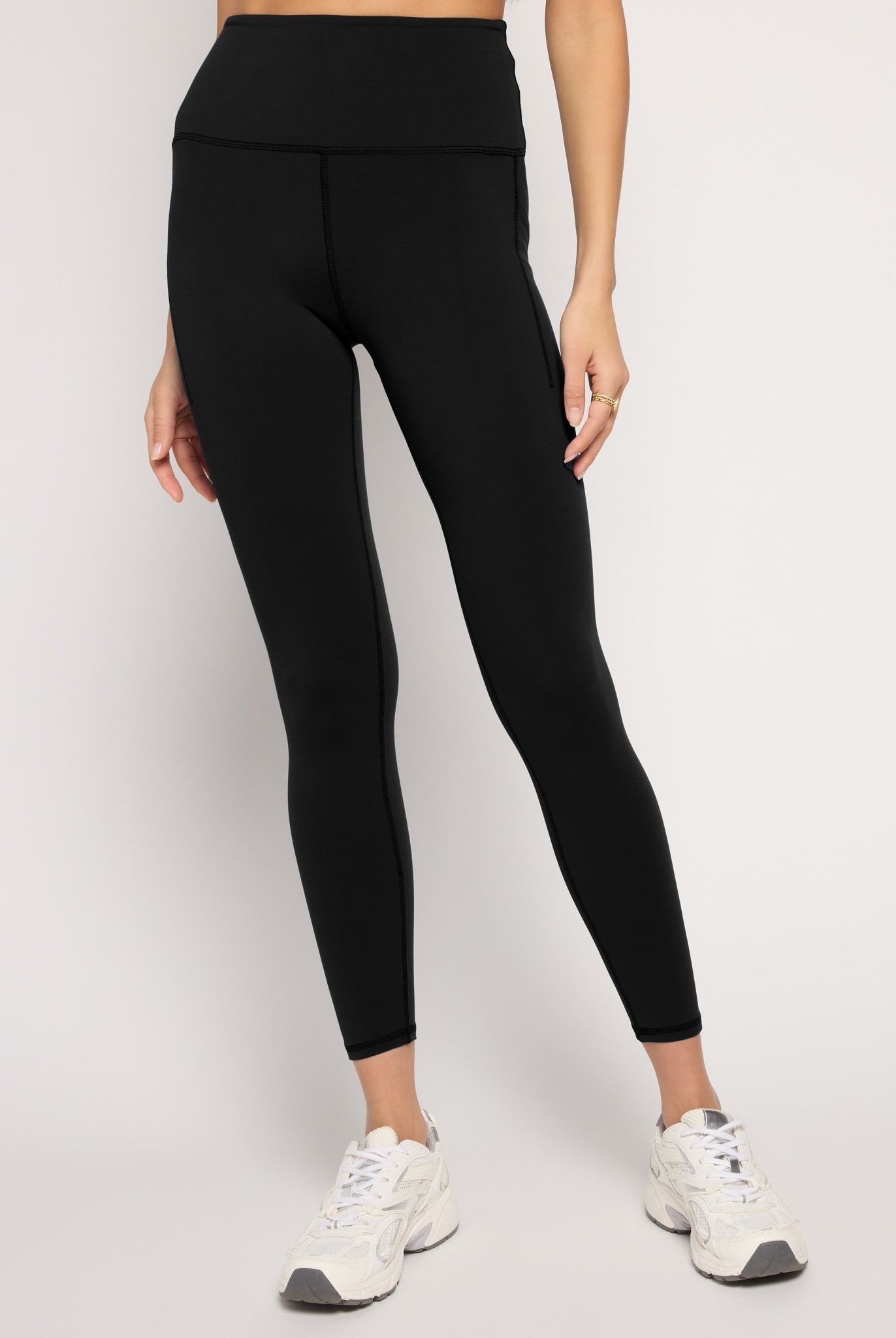 Black $|& Interval CloudLight Pose Pocket Legging - SOF Front