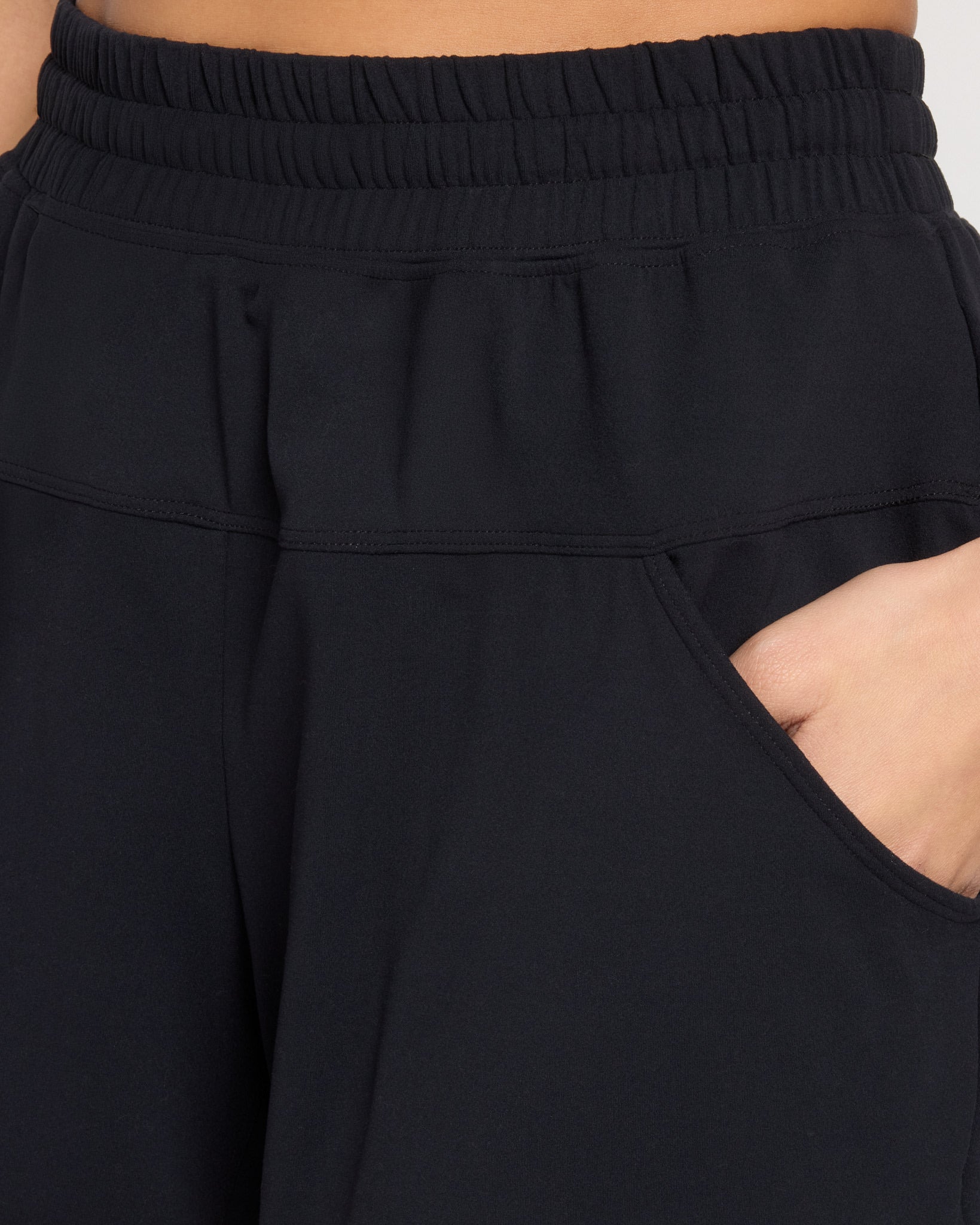 Black $|& Interval CloudLight Hot Shot Short - SOF Full Front