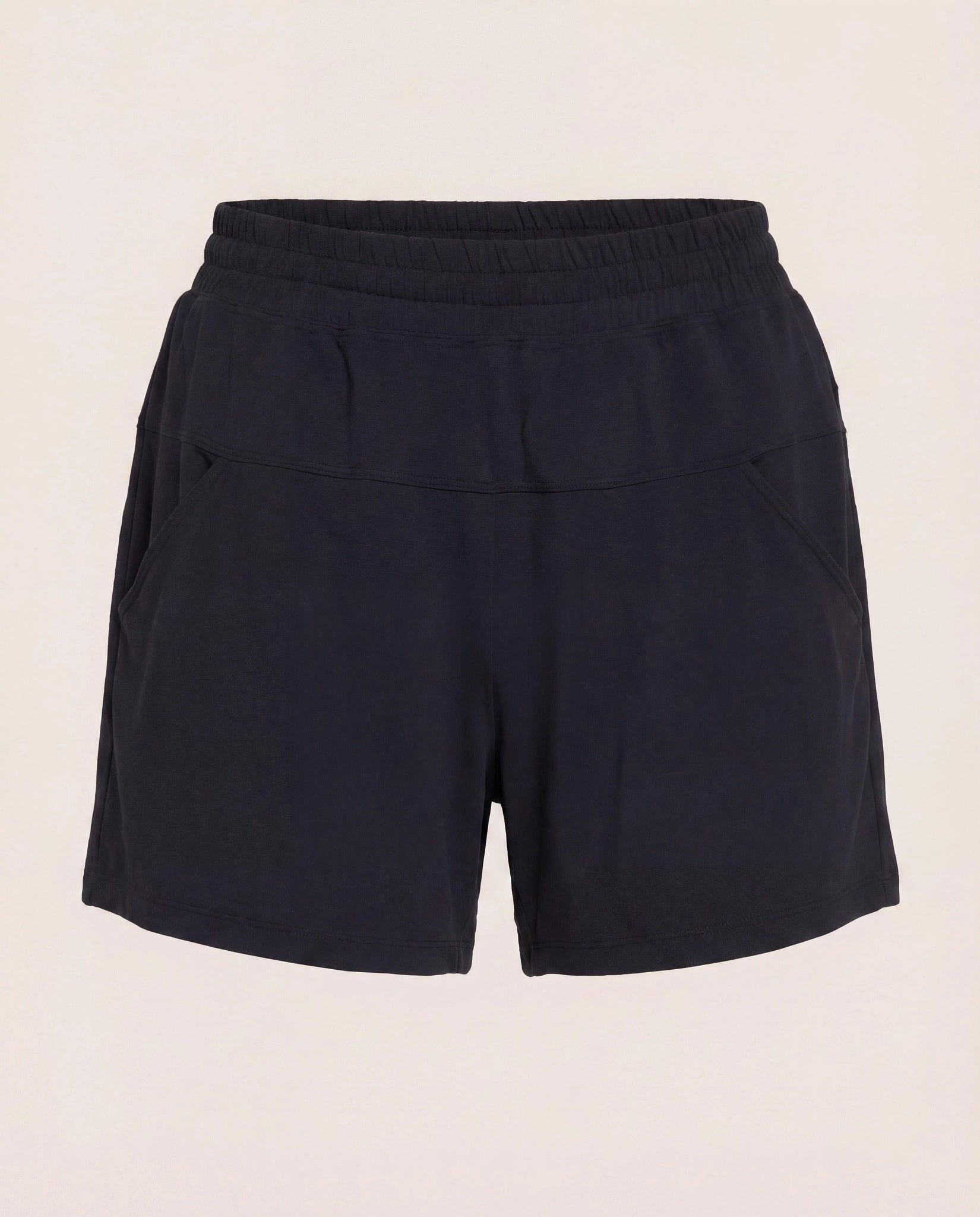 Black $|& Interval CloudLight Hot Shot Short - Hanger Detail