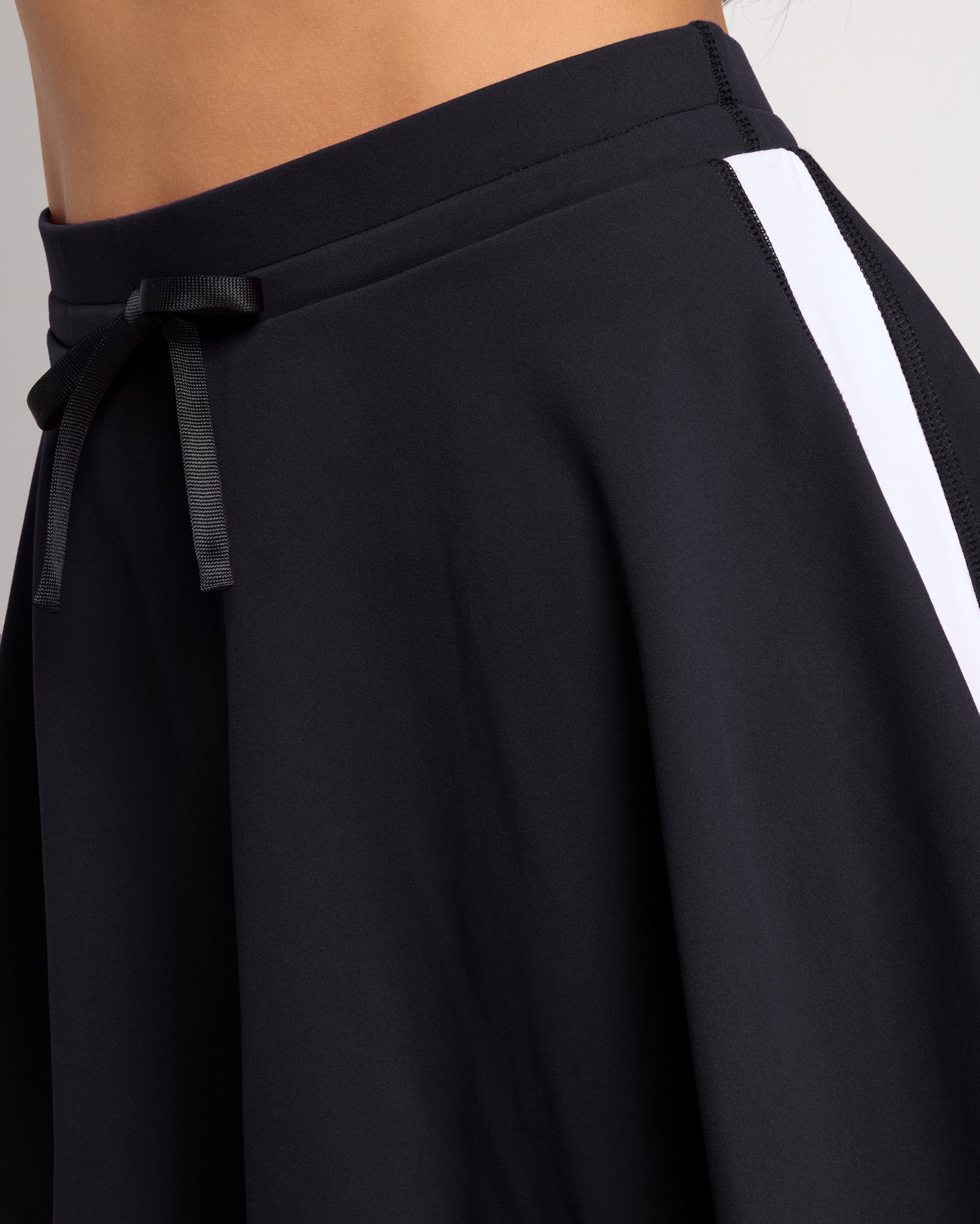 Black/White $|& Interval CloudLight Transform Skirt - SOF Full Front