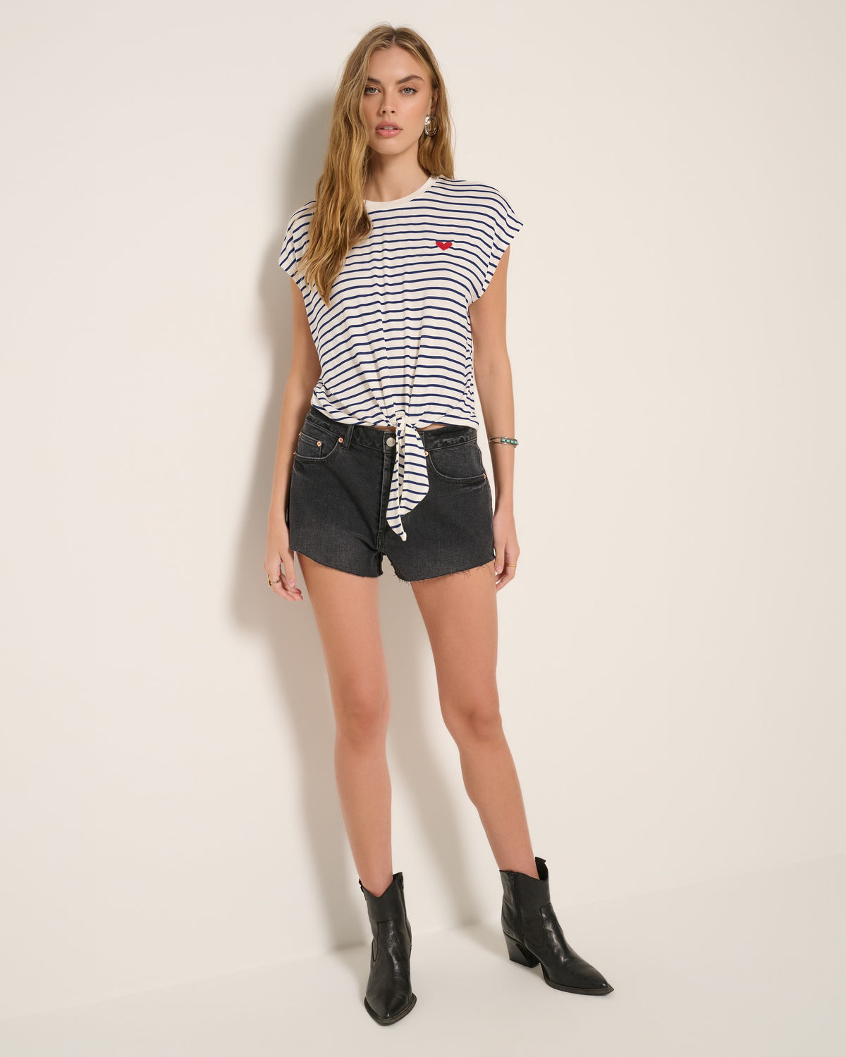 Ivory Mariner Midnight $|& SEAS Poppy Knot Front Tee - UGC On Fig