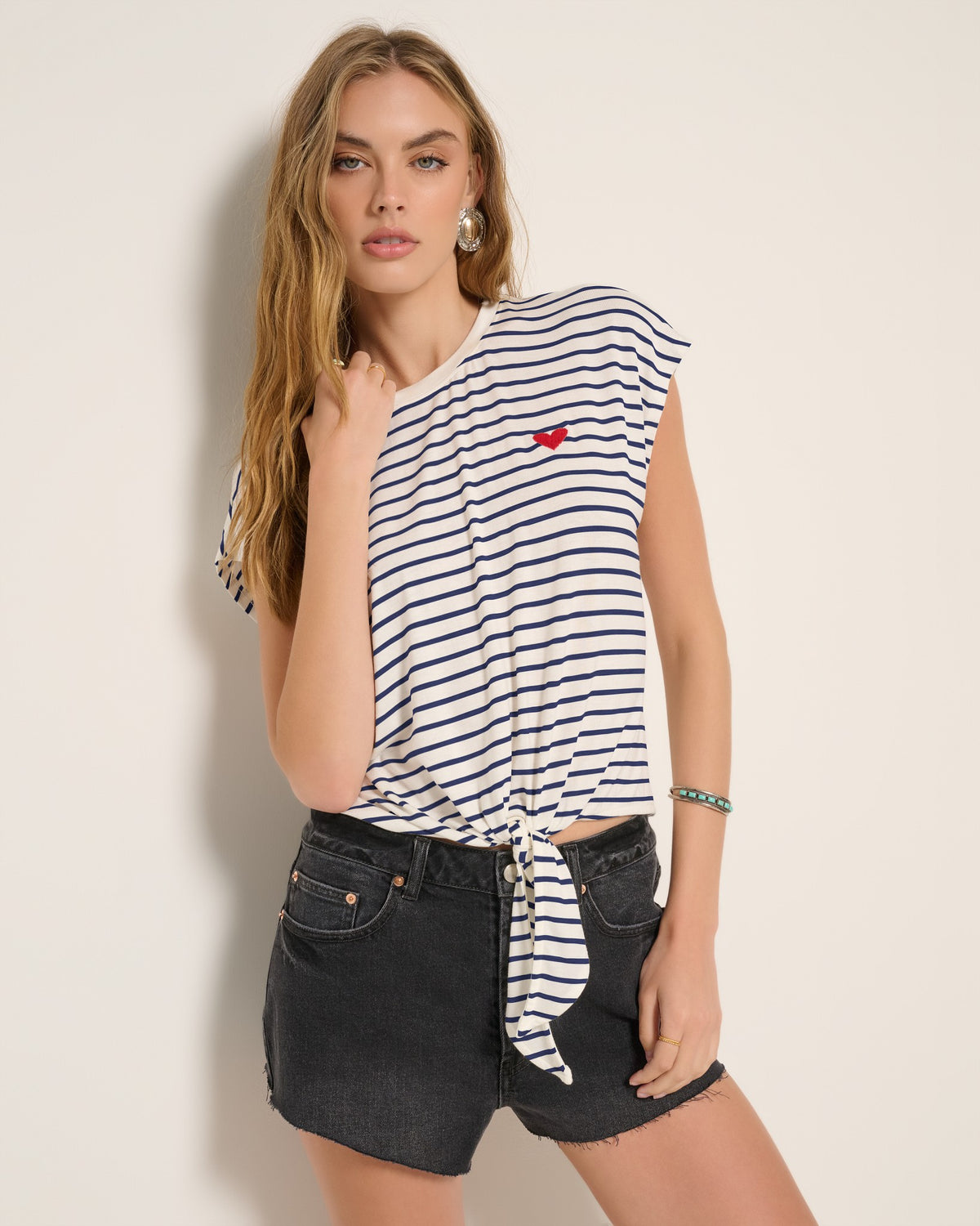 Ivory Mariner Midnight $|& SEAS Poppy Knot Front Tee - SOF Front