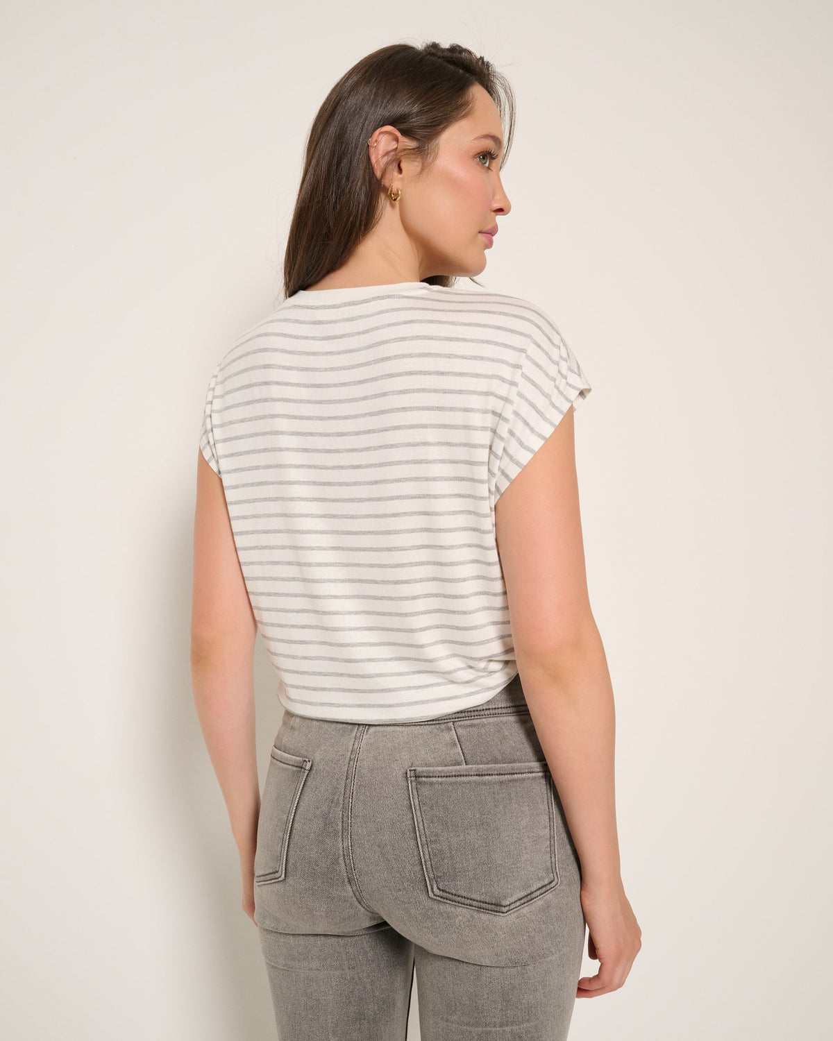 Ivory Grey $|& SEAS Poppy Knot Front Tee - SOF Back