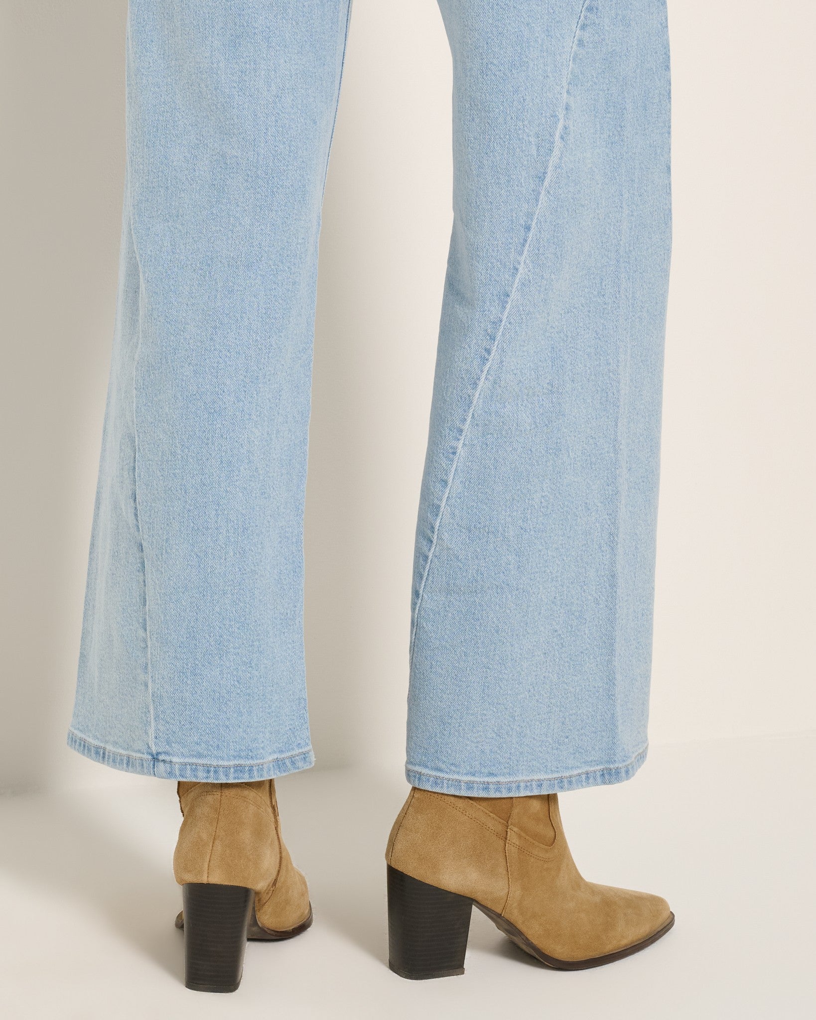 Lakeside $|& SEAS Camelia Flare Jean - VOF Side