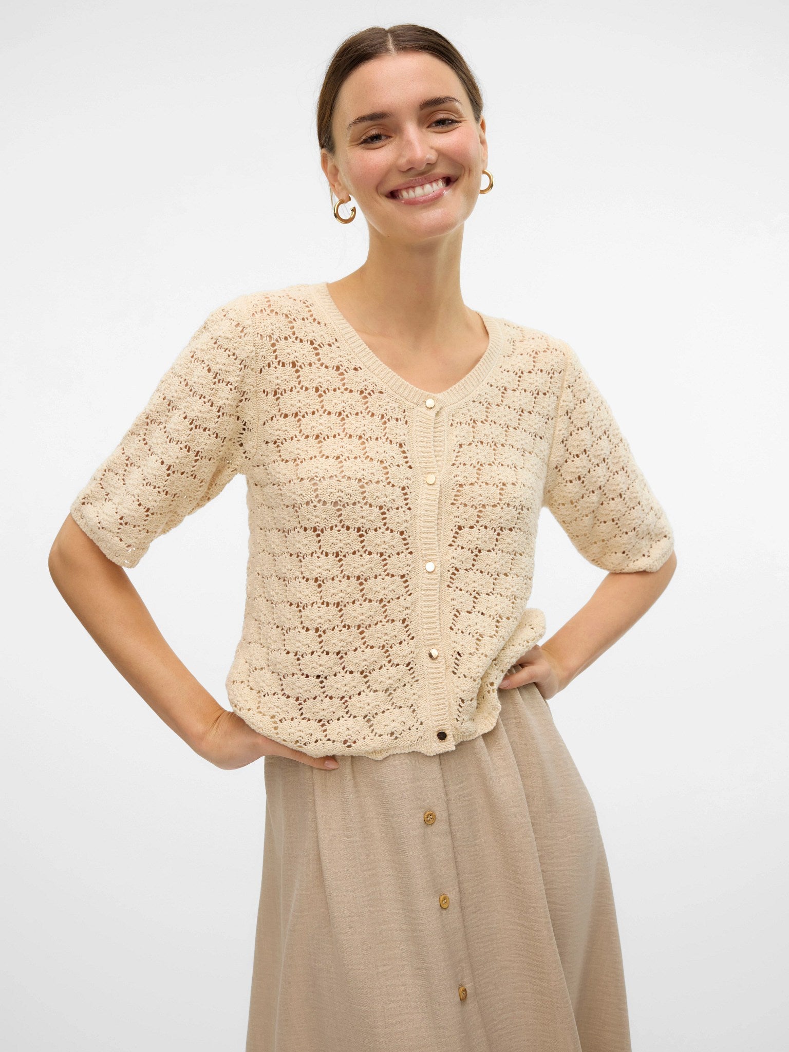 Birch $|& Vero Moda Short Sleeve Button Cardigan - VOF Detail