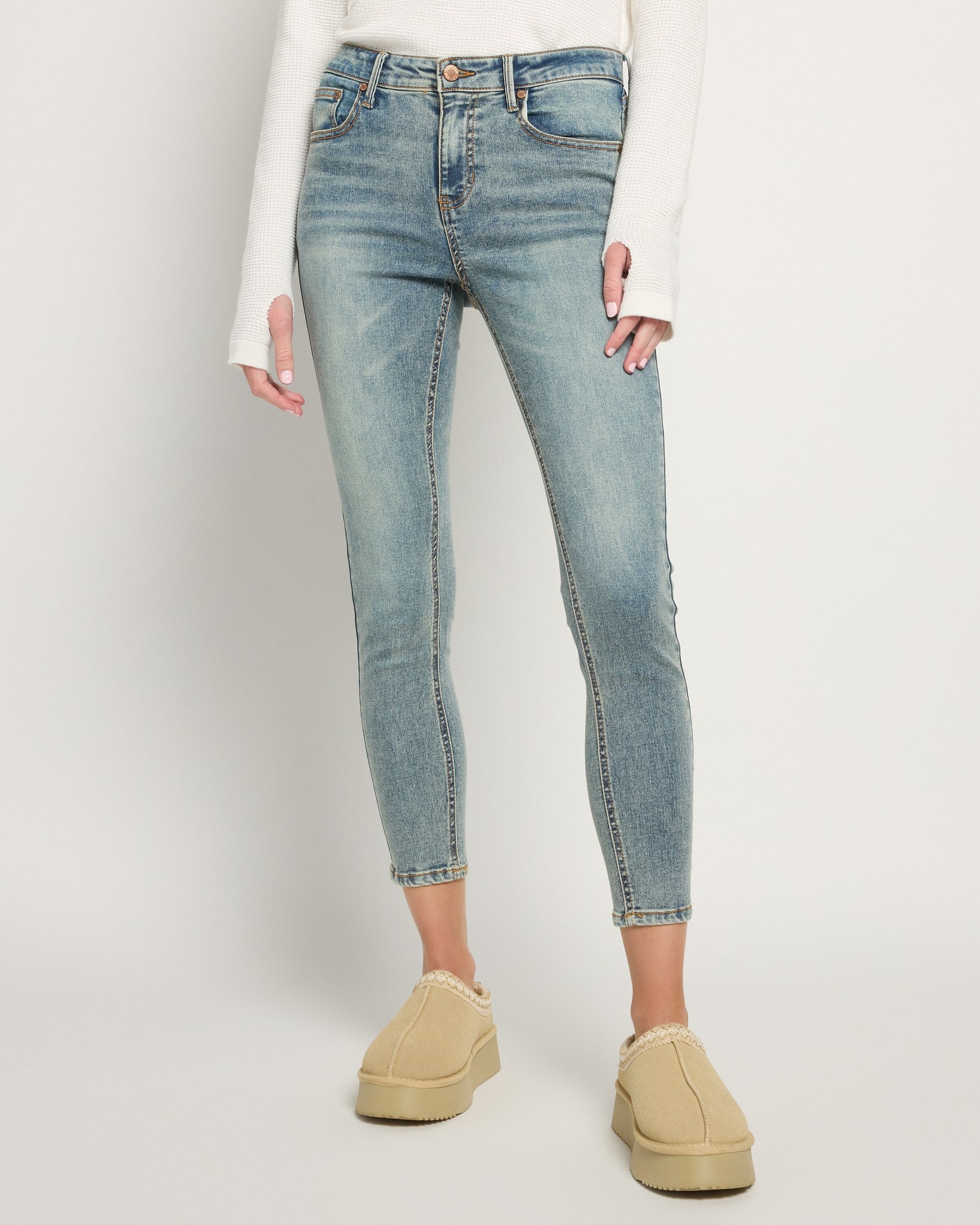 White Water $|& Herizon Suzi Mid Rise Skinny Jeans - SOF Front