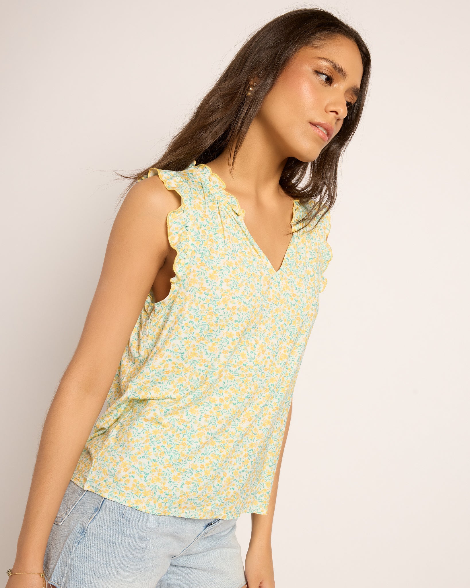 Sunshine $|& SEAS Macy Floral Ruffle Knit Top - VOF Front
