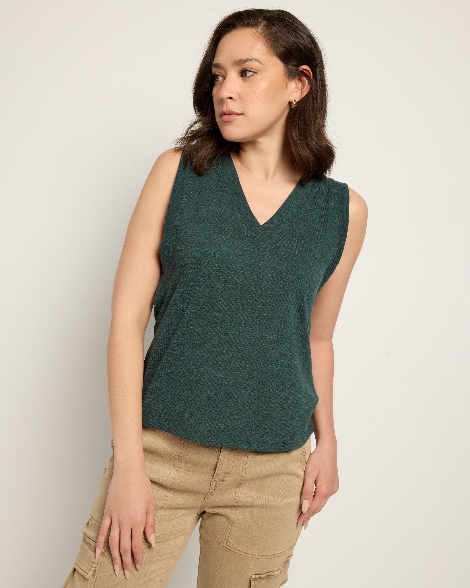 Hunter Green $|& Herizon Springtime V-Neck Tank - SOF Front