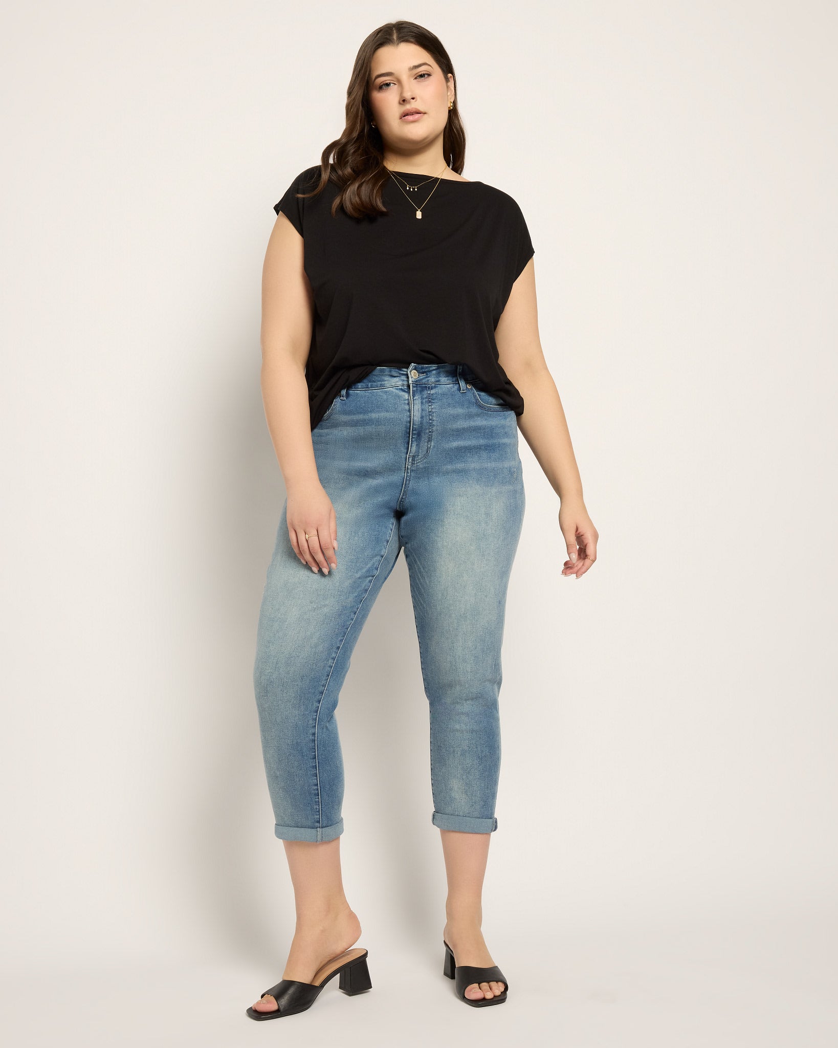 Medium Wash $|& SEAS Cyndi Cuffed Ankle Skinny Jeans - UGC On Fig