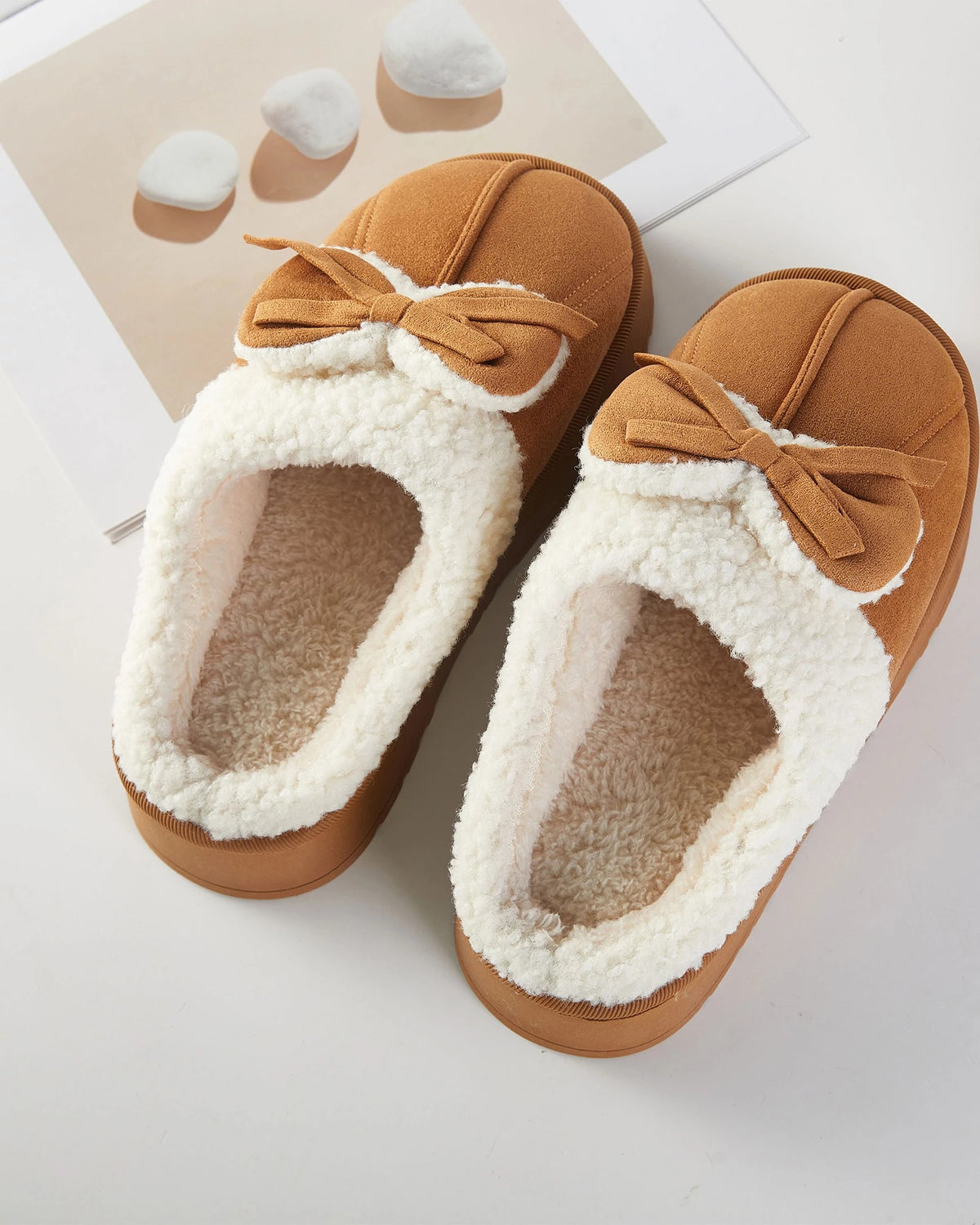 Camel $|& KNC Bow Suede Slipper - VOF Detail