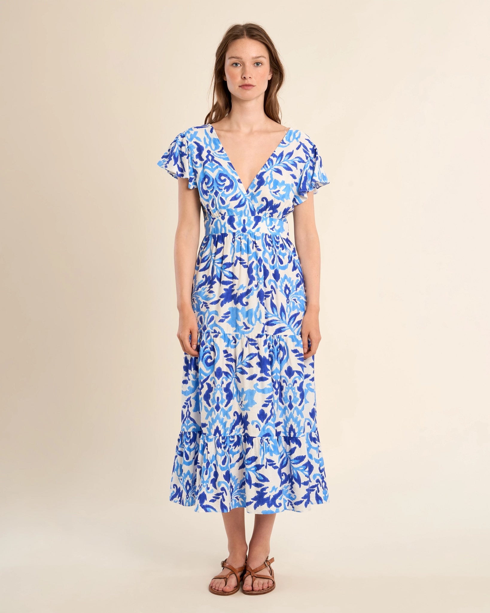 Blue Alizee $|& Molly Bracken Printed Short Sleeve Wrap Dress - VOF Detail