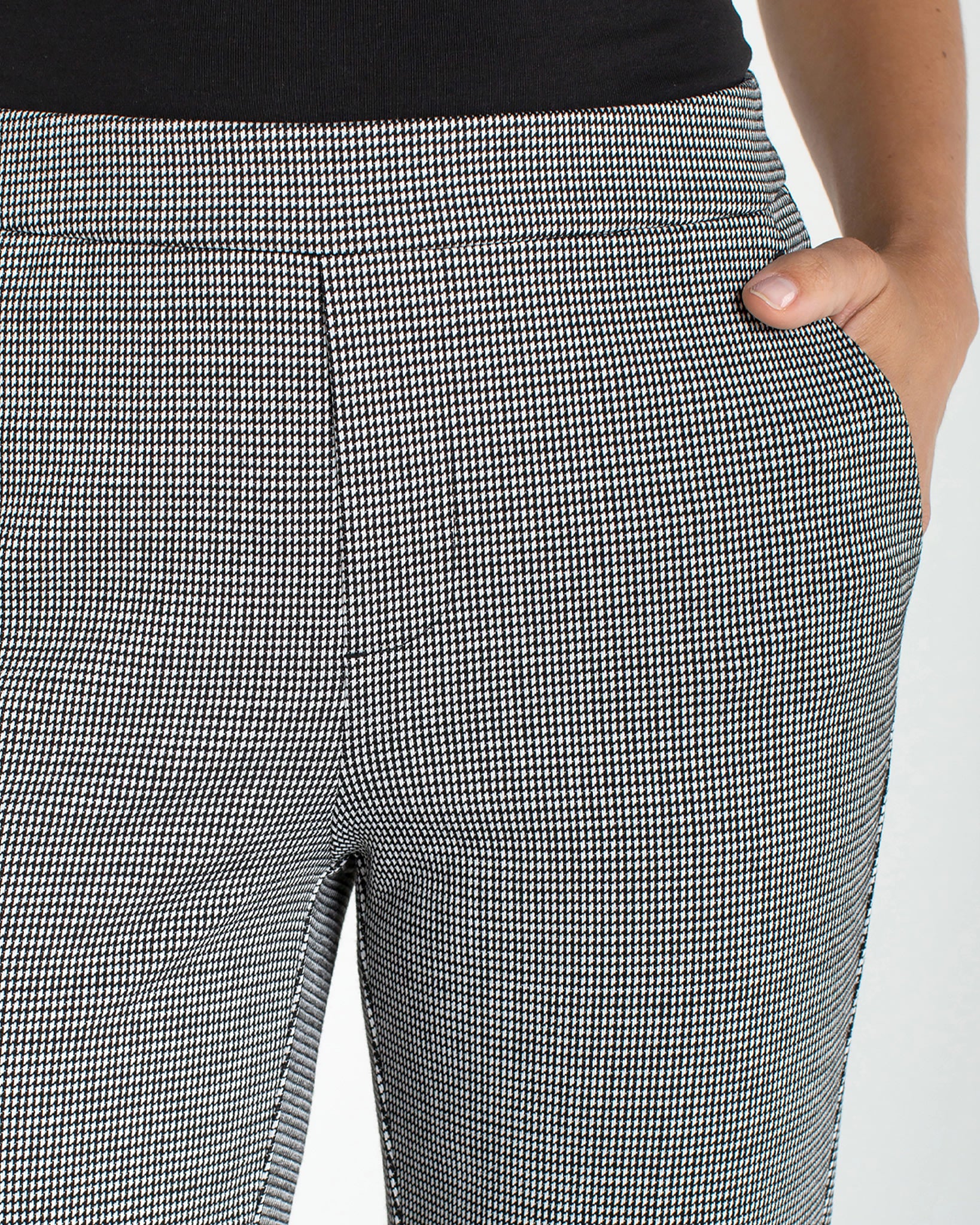 Black/White Mini Check $|& Liverpool Kayla Pull-On Trouser - Hanger Back