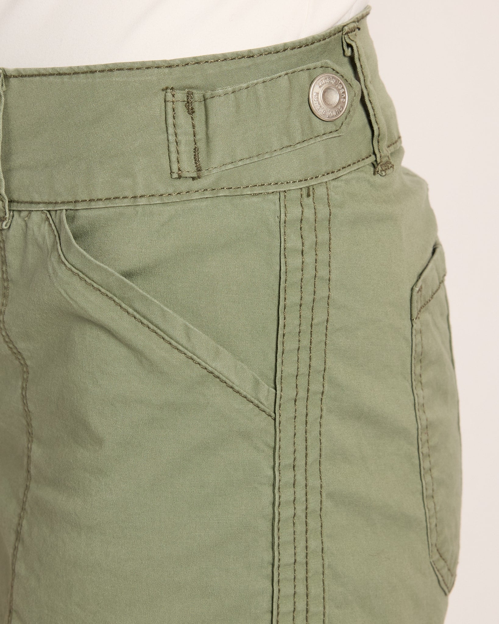 Palm Green $|& Kensie Mid Rise Double Roll Twill Short - SOF Full Front