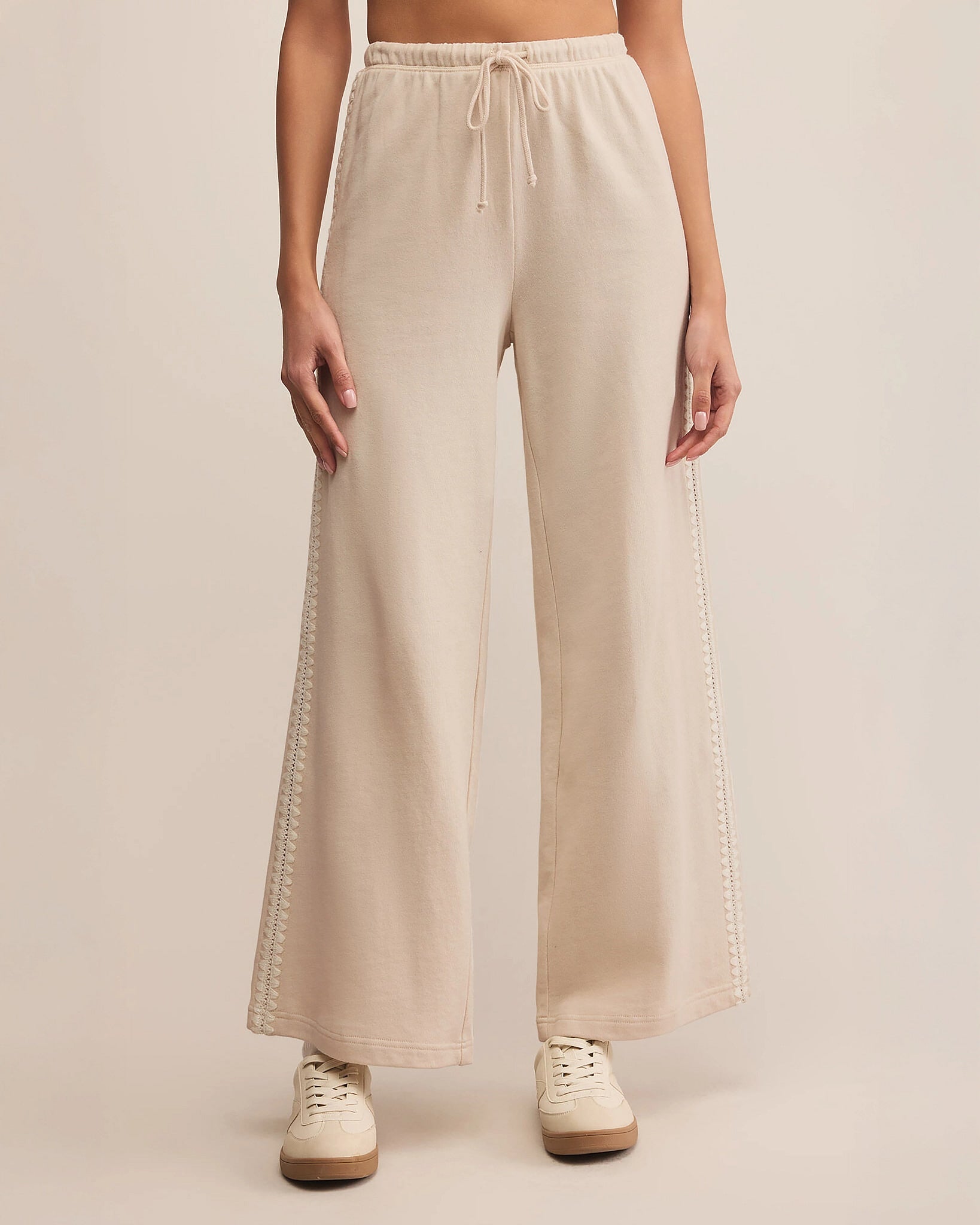 Crystal $|& Z Supply Lounge Take All Sweatpant - VOF Detail