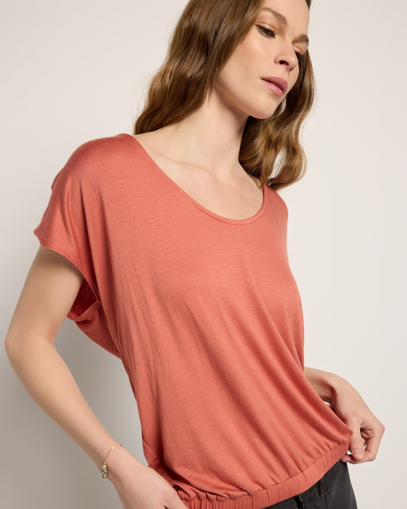 Terracotta $|& SEAS Breezy Scoop Neck Tank - SOF Full Front