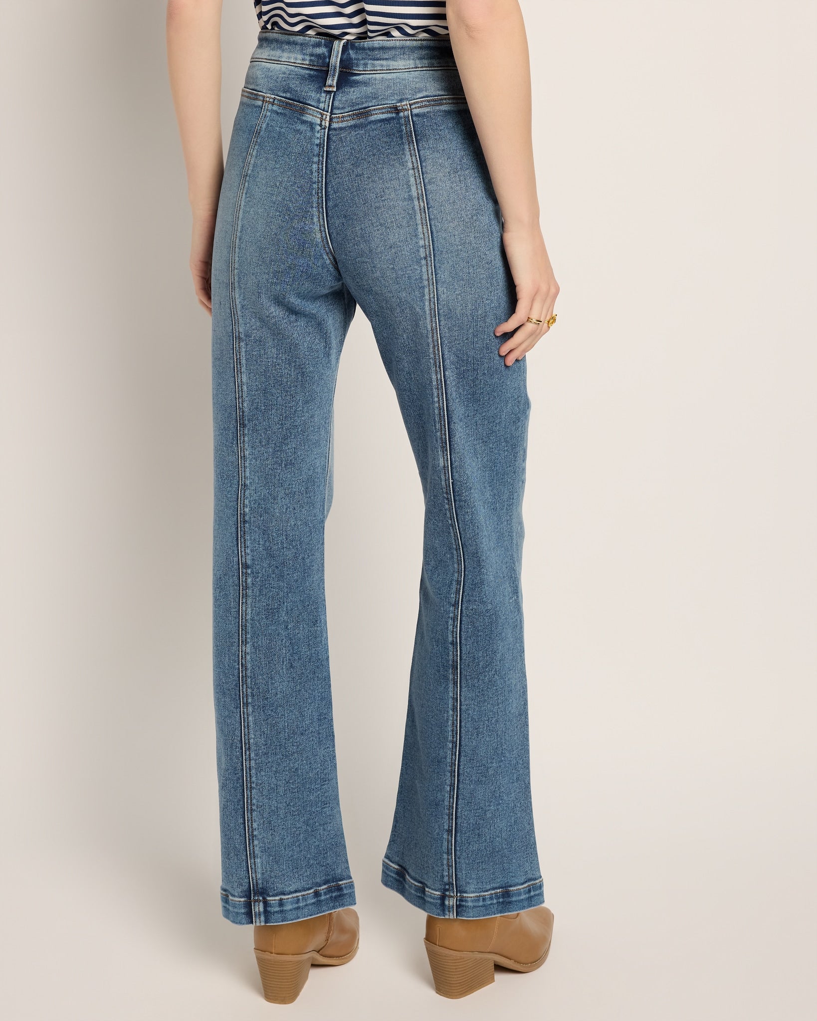 Storm $|& SEAS West Bootcut Jean - SOF Back