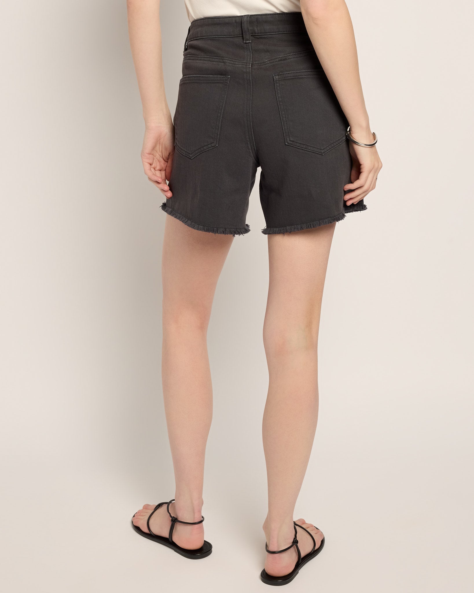 Graphite $|& SEAS Bailey Short - SOF Back