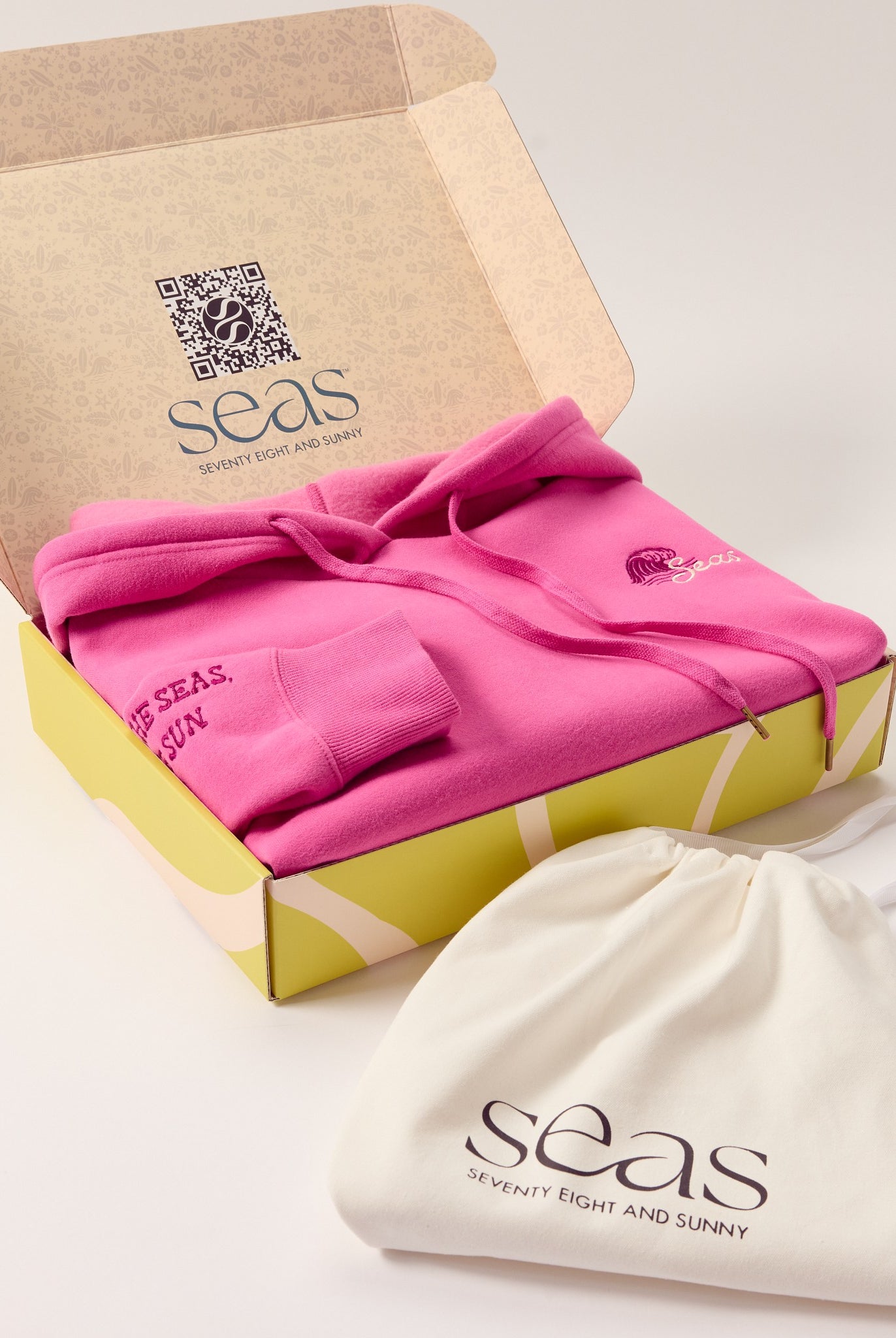 Rouge $|& SEAS Ryder "Salty Bandit" Graphic Hoodie - Hanger Front