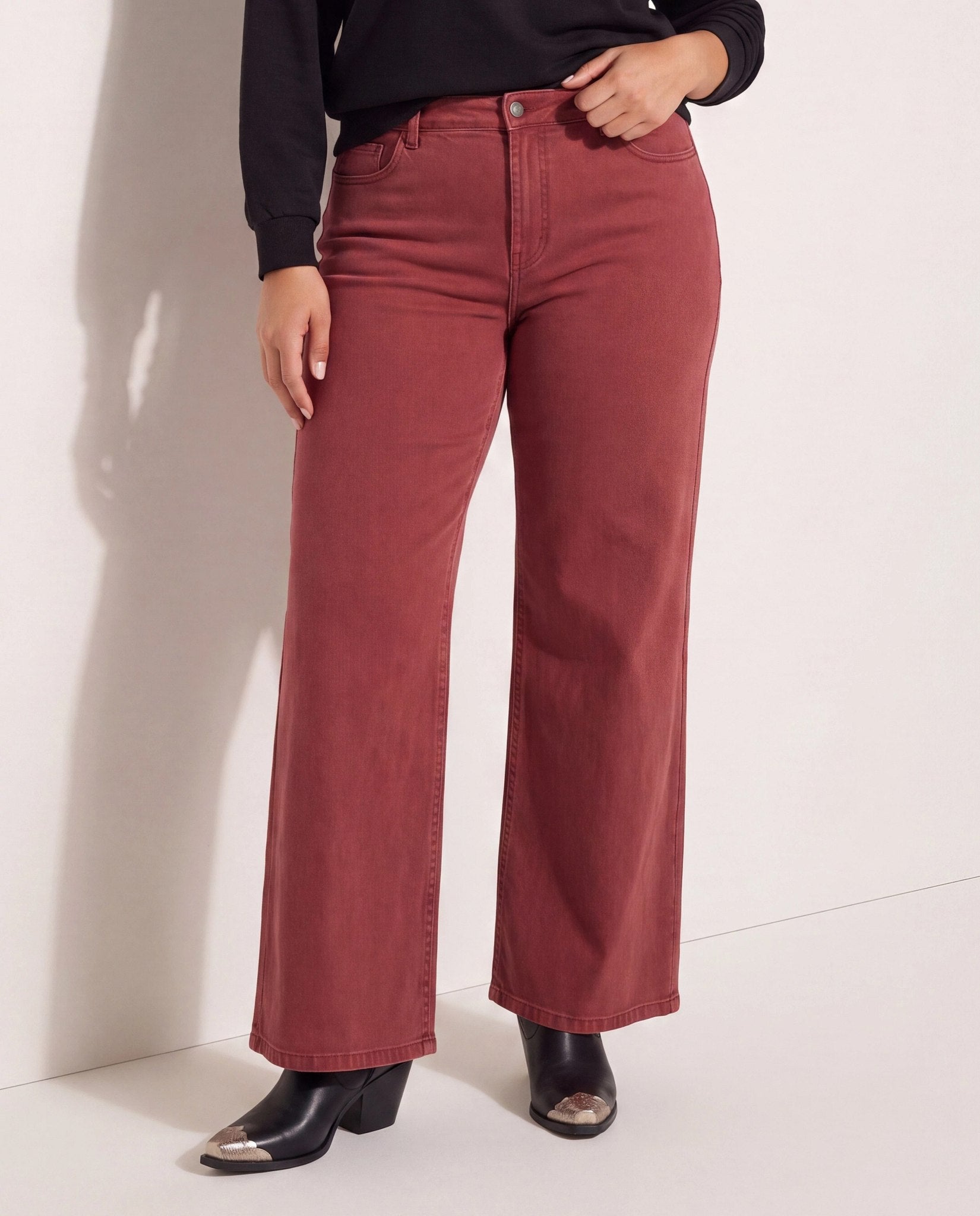 Bordeaux $|& SEAS Layla Wide Leg Jean - SOF Front