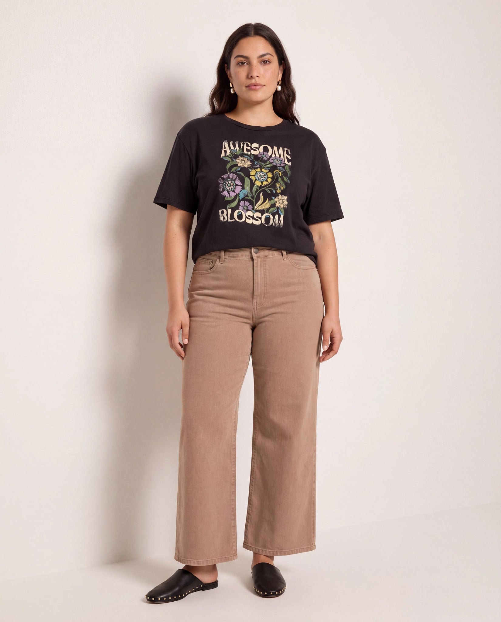 Fawn $|& SEAS Layla Wide Leg Jean - UGC On Fig