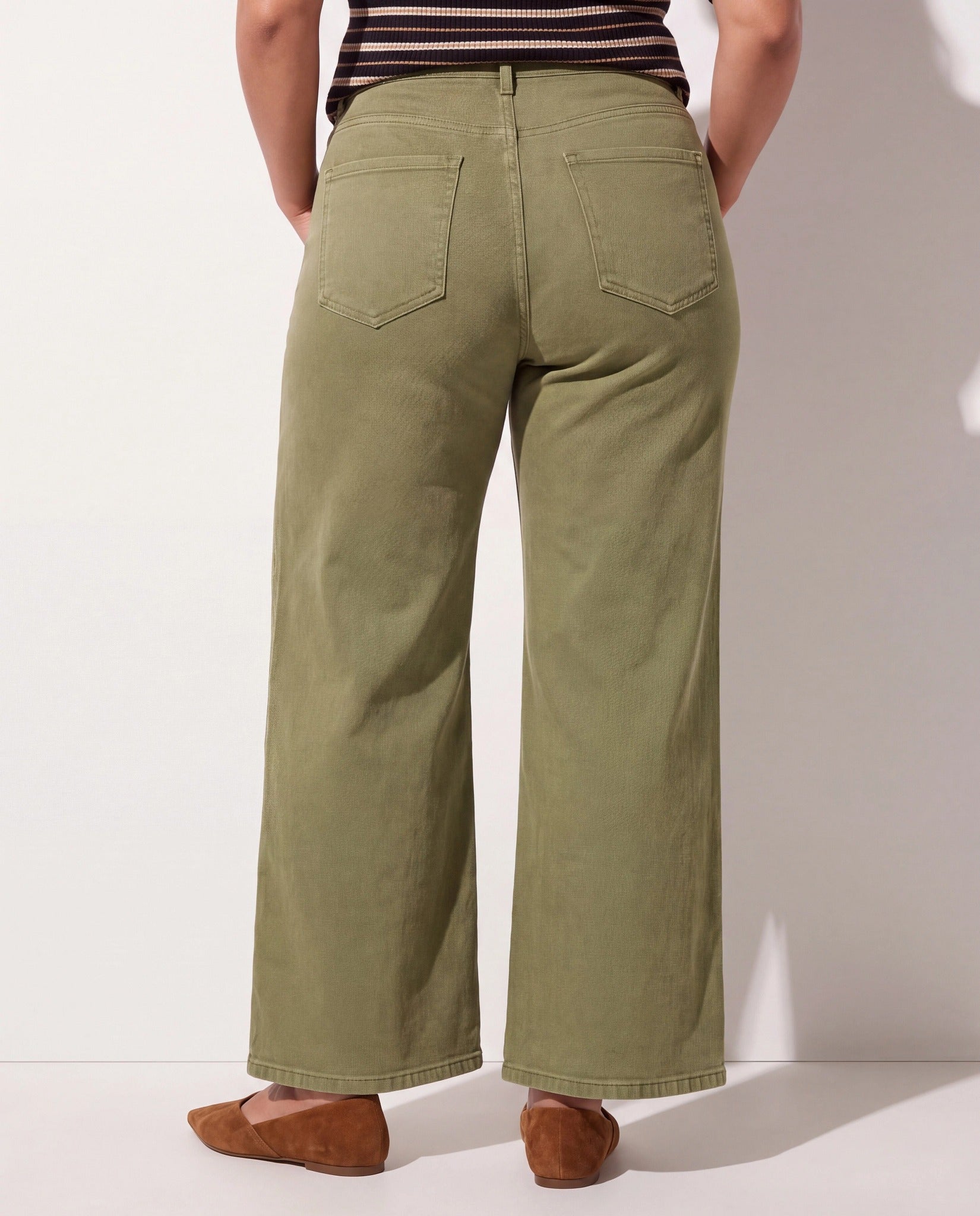 Olive Branch $|& SEAS Layla Wide Leg Jean - SOF Back