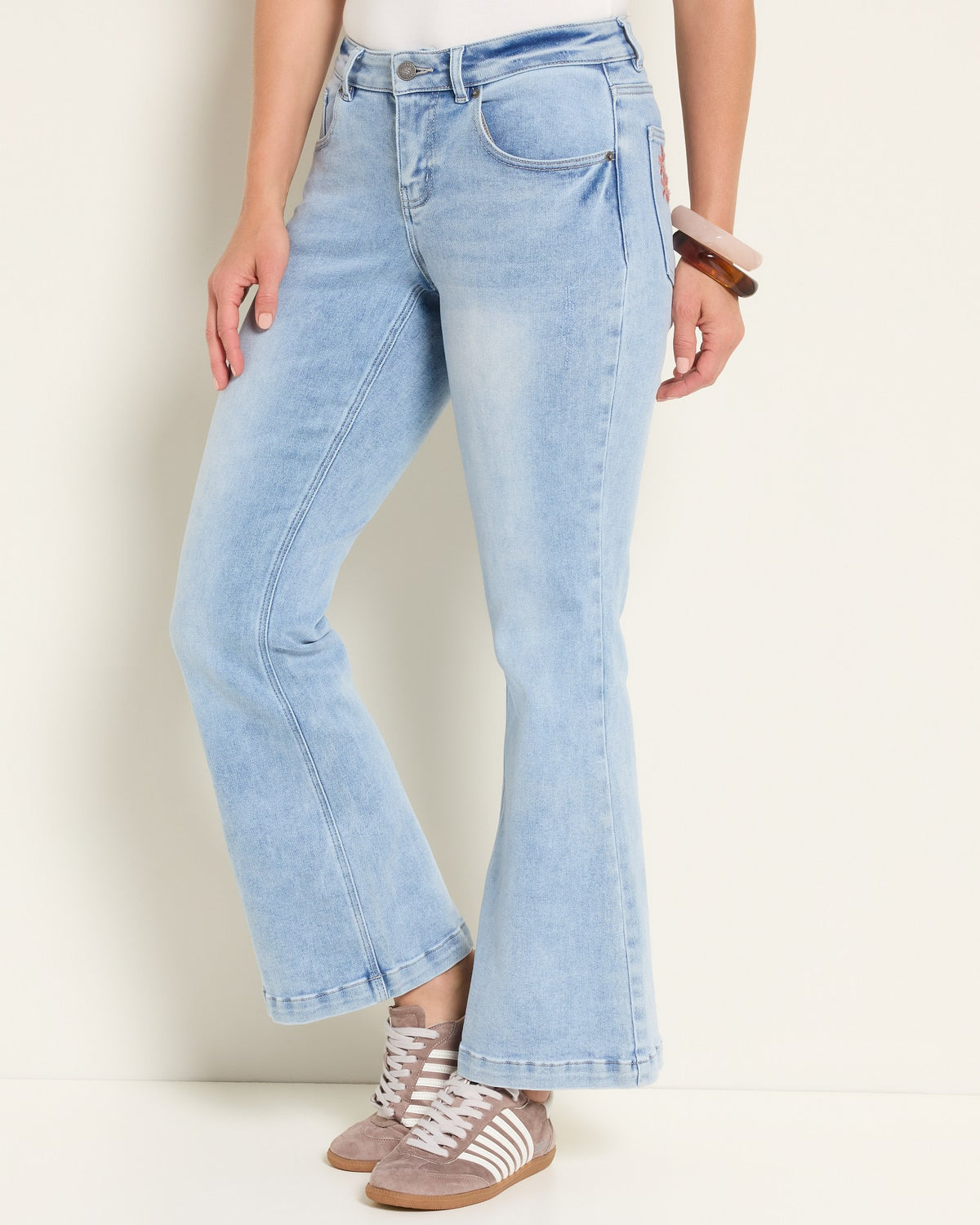 Lakeside $|& SEAS Stacy Mid Rise Embroidered Flare Jean - SOF Front