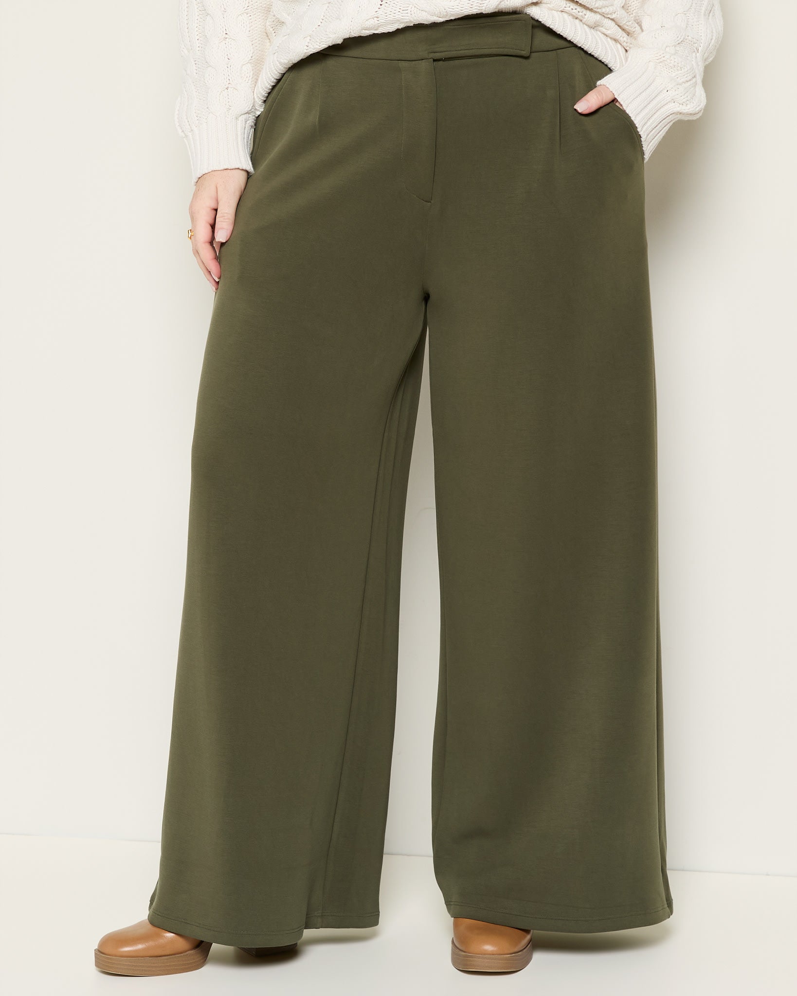 Evergreen $|& SEAS Jenni Pleat Front Trouser - SOF Front