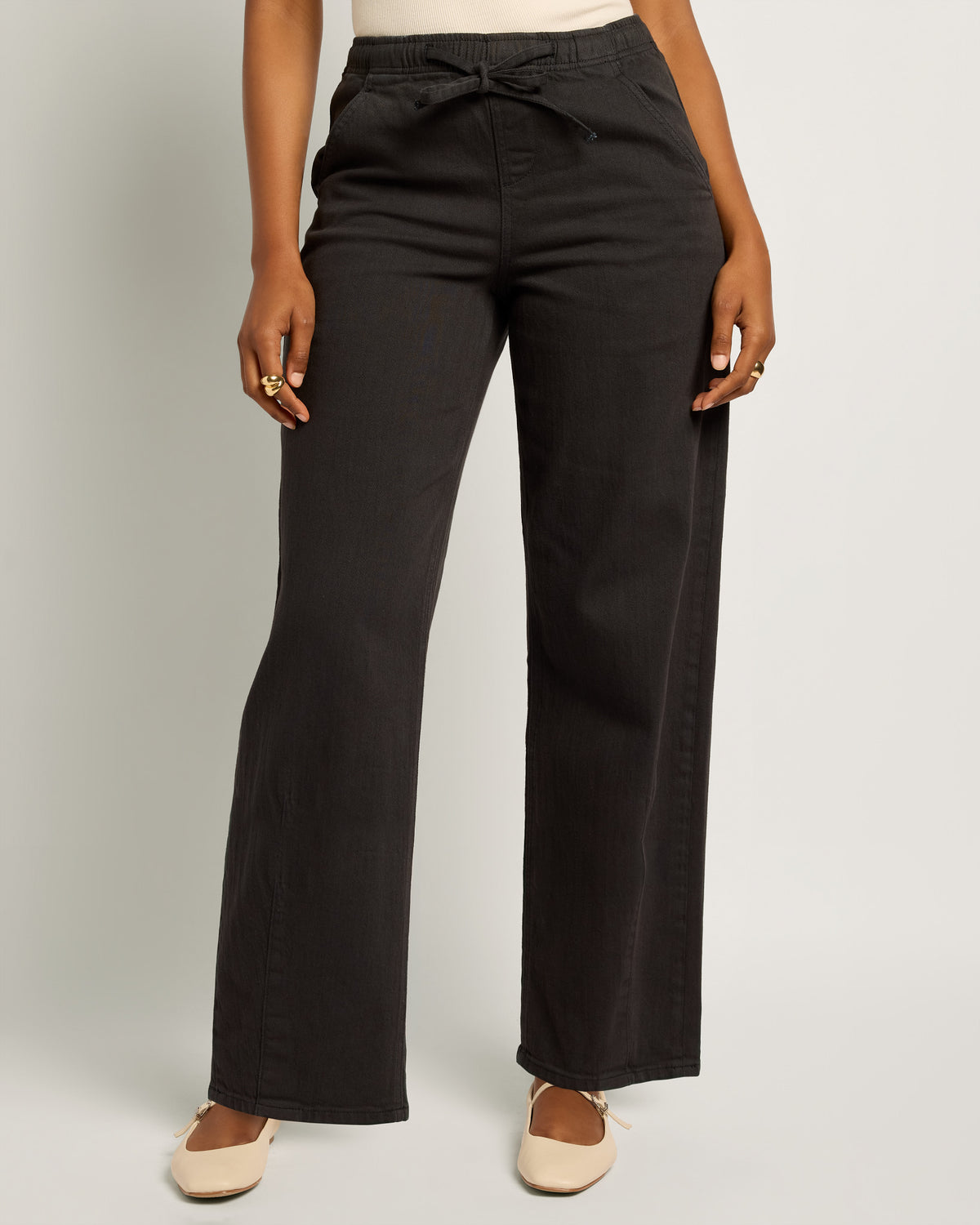 Graphite $|& SEAS Ellie Drawstring Straight Leg Pant - SOF Front