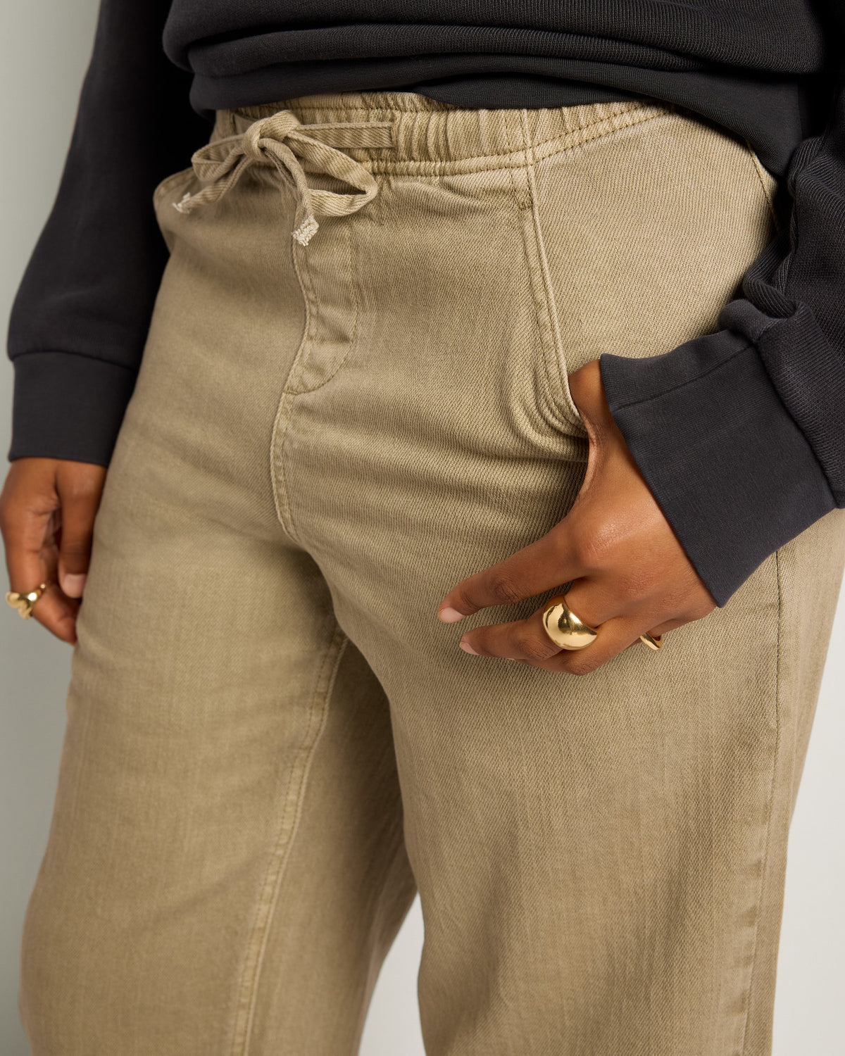 Pebble $|& SEAS Ellie Drawstring Straight Leg Pant - SOF Full Front