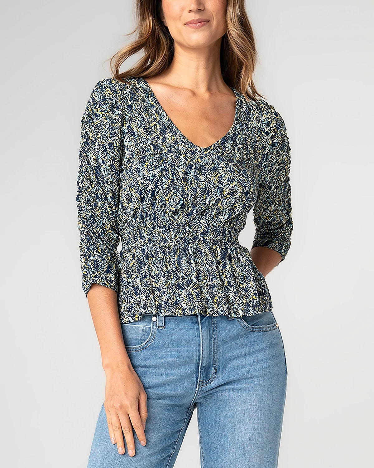 Navy Gold Multi $|& Liverpool 3/4 Ruched Sleeve V-Neck Knit Top - VOF Detail