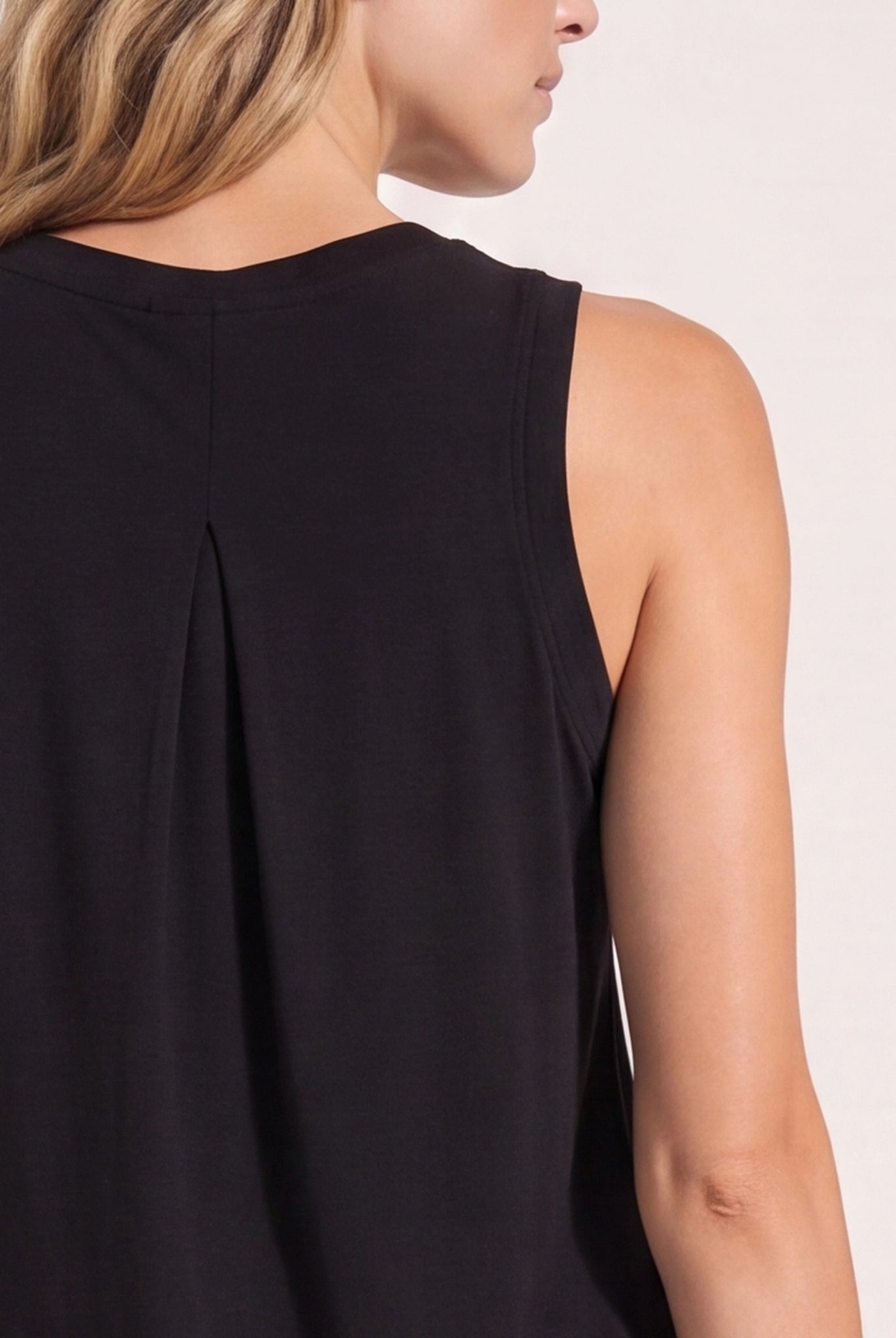 Black $|& Interval FlowHeather Breeze Focus Tank - SOF Full Front