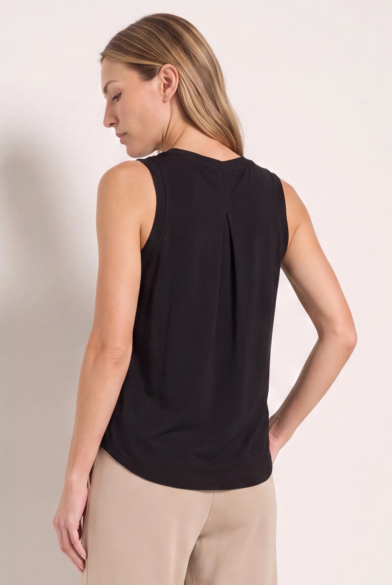 Black $|& Interval FlowHeather Breeze Focus Tank - SOF Back